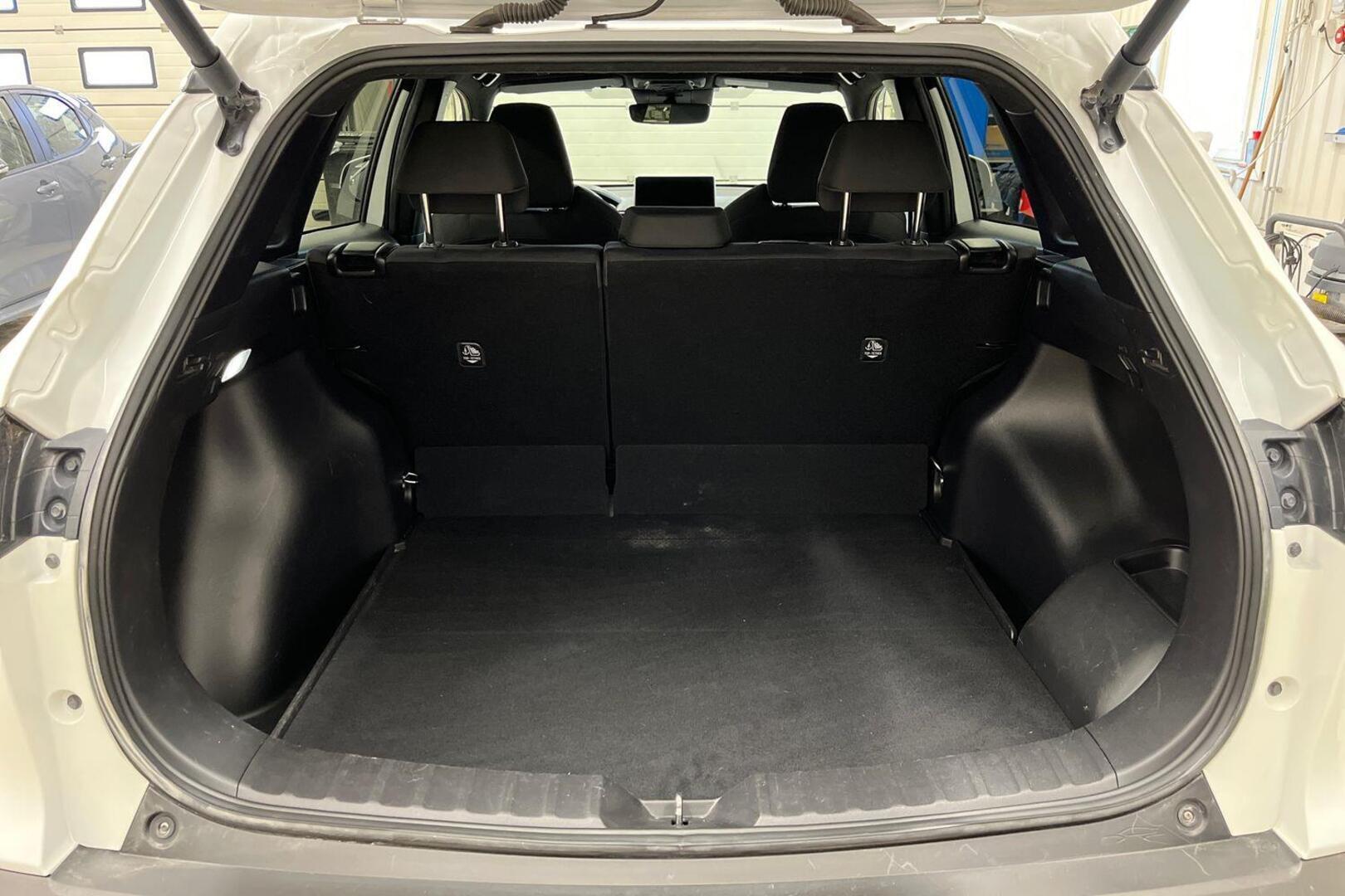 TOYOTA Corolla Cross 15
