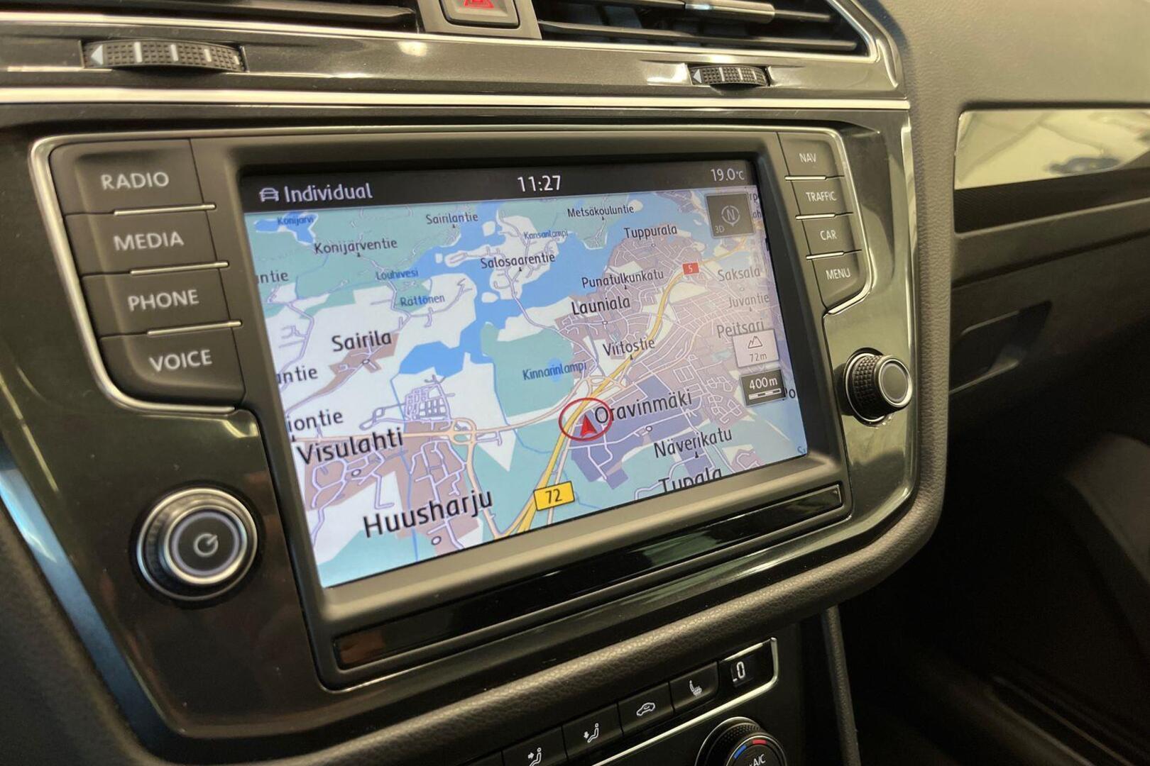 VOLKSWAGEN Tiguan 14
