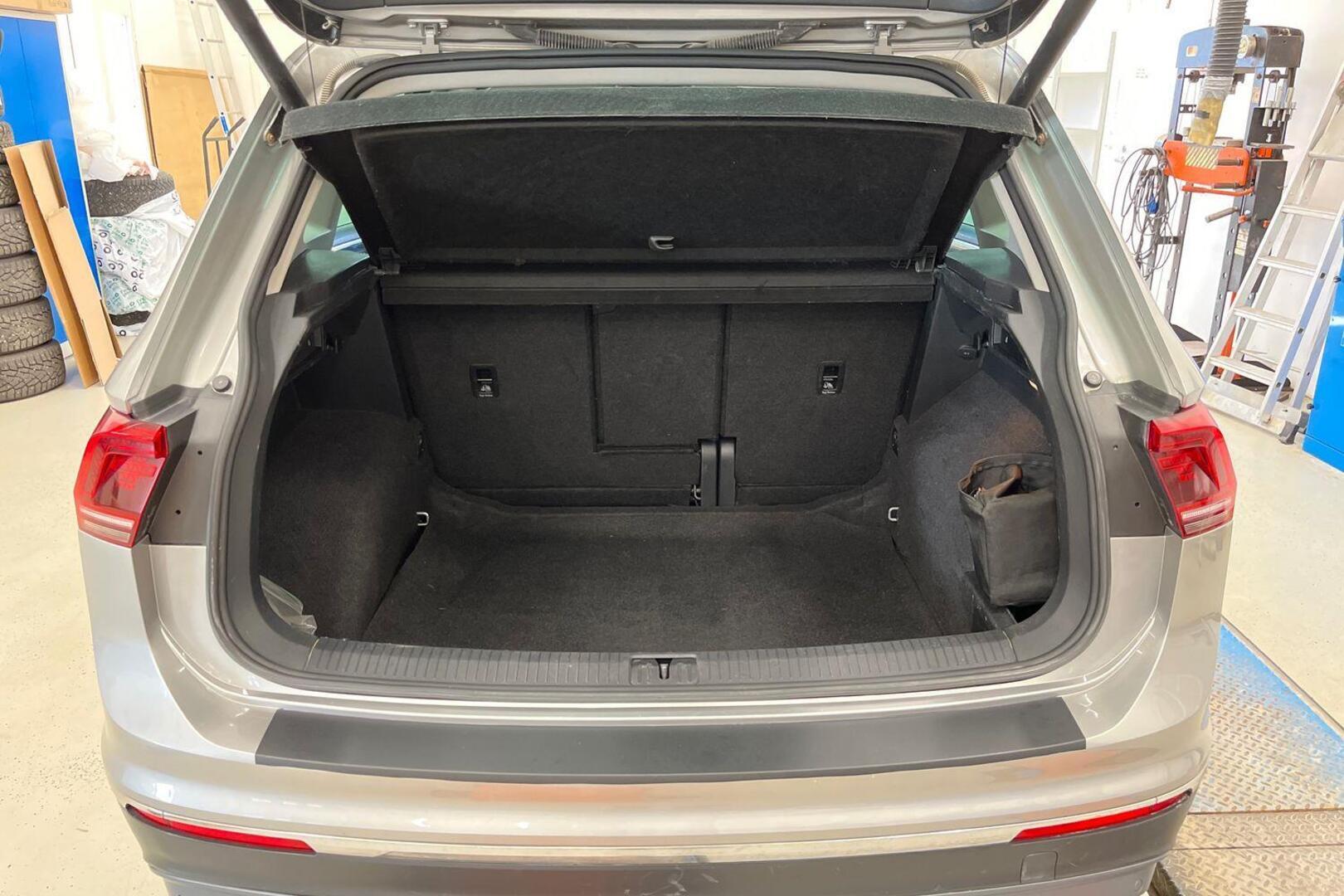 VOLKSWAGEN Tiguan 15