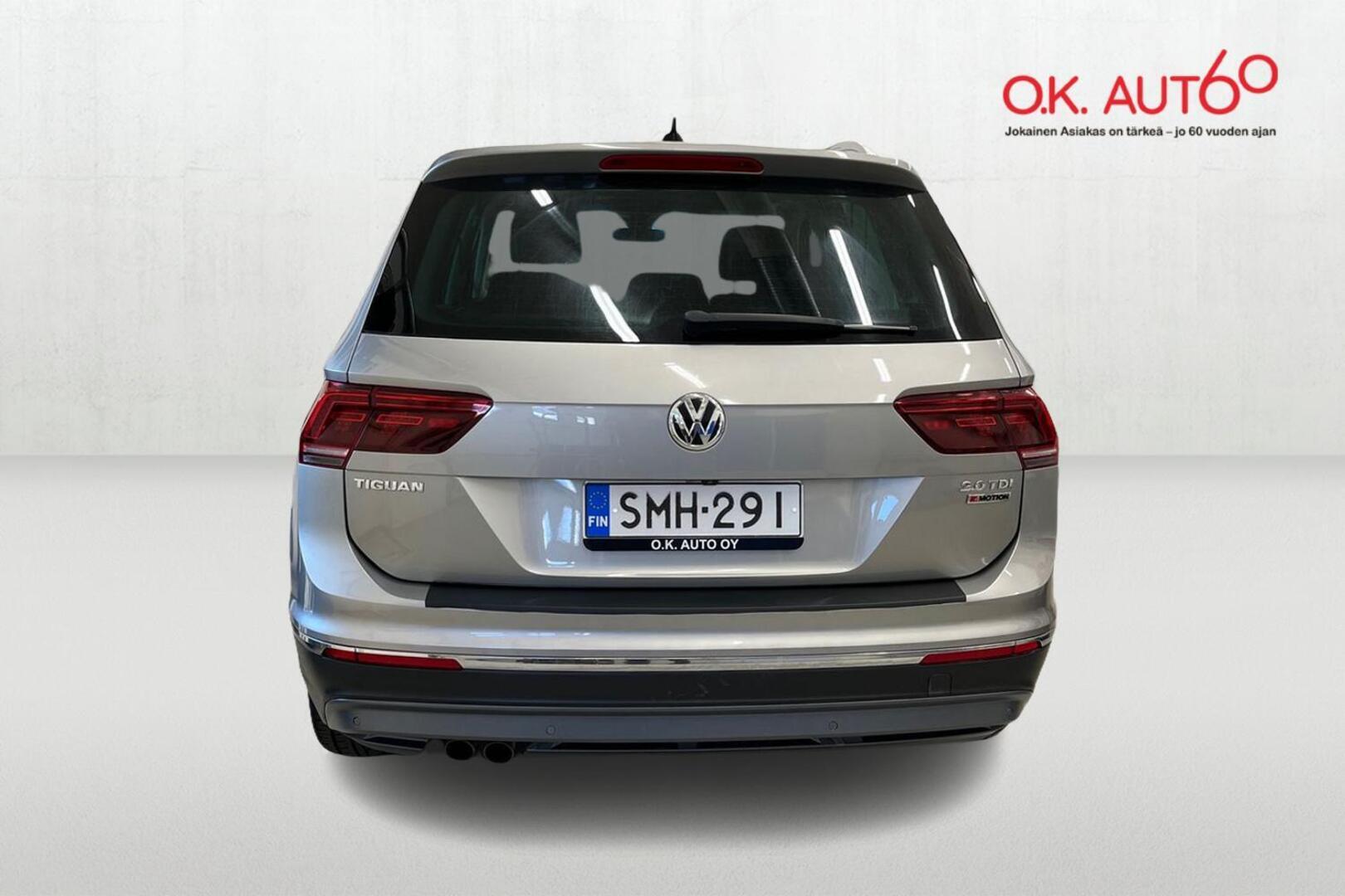 VOLKSWAGEN Tiguan 4