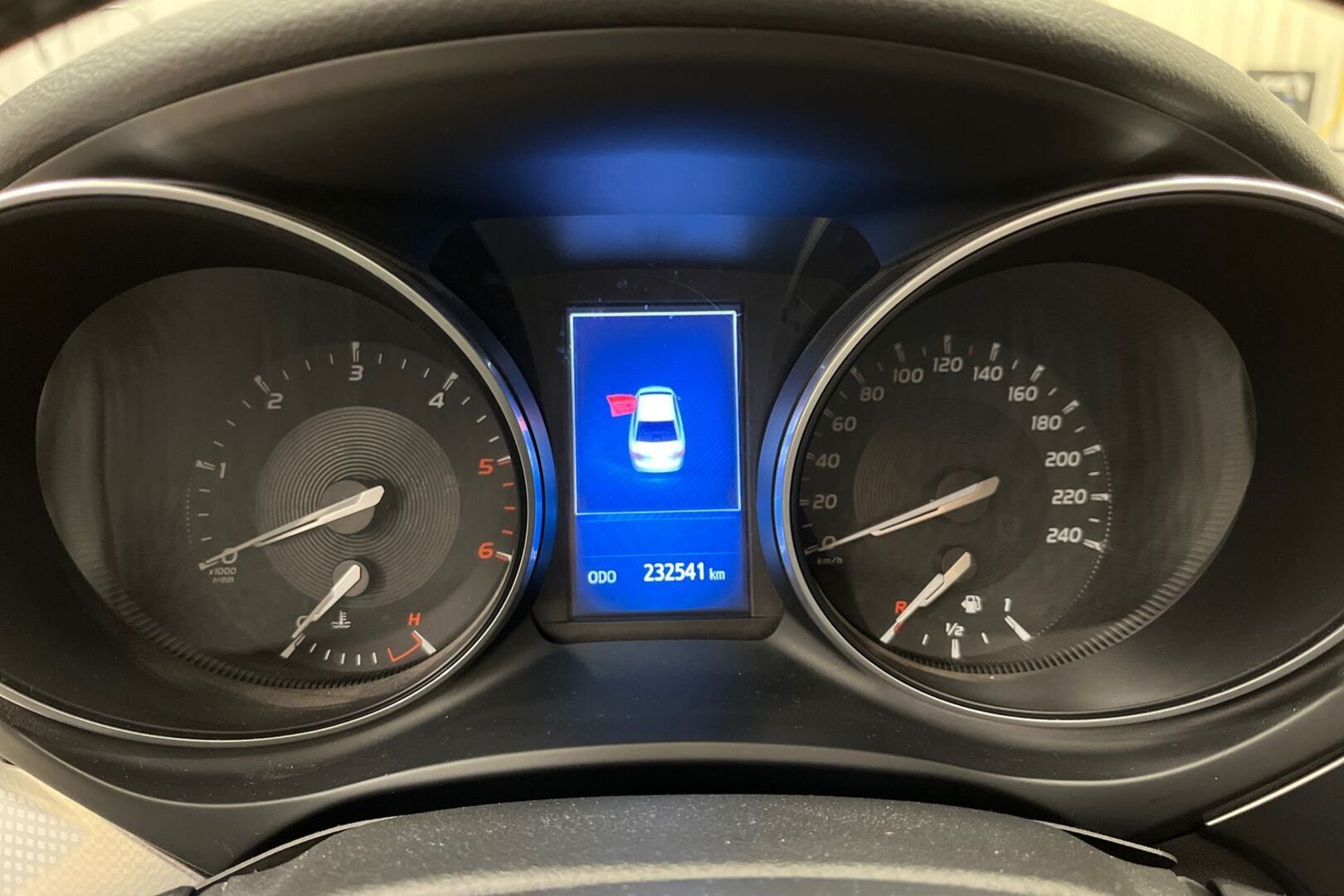 TOYOTA Avensis 13