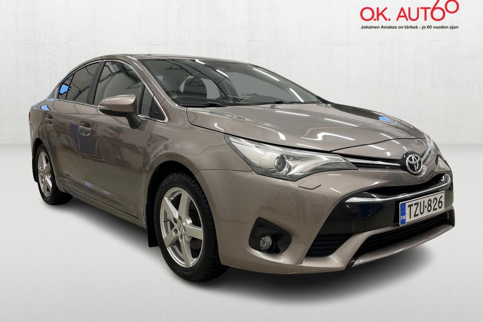 TOYOTA Avensis 6