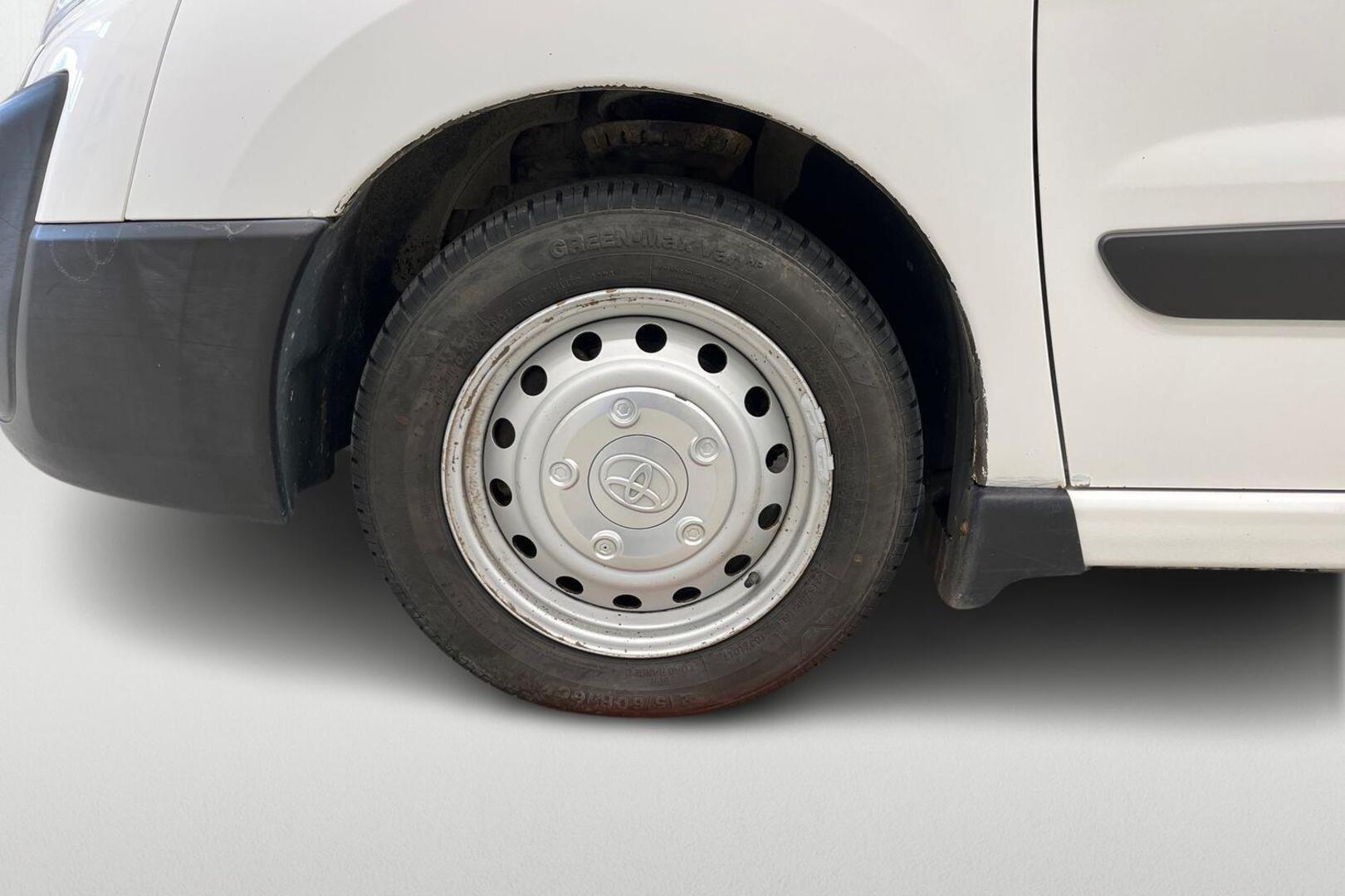 TOYOTA Proace 18