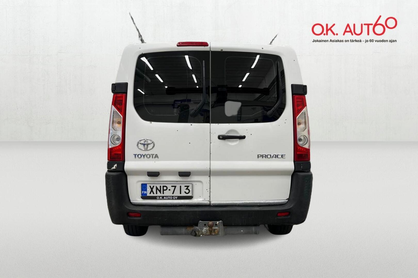 TOYOTA Proace 4