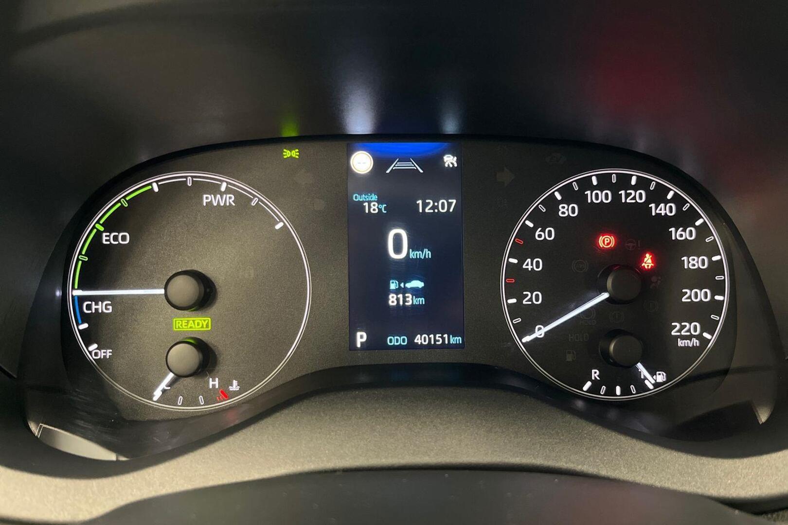 TOYOTA Yaris 15