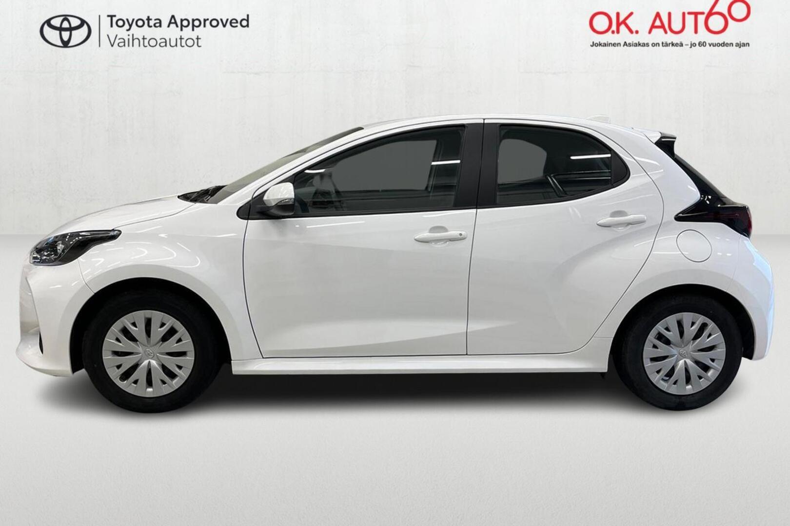 TOYOTA Yaris 3