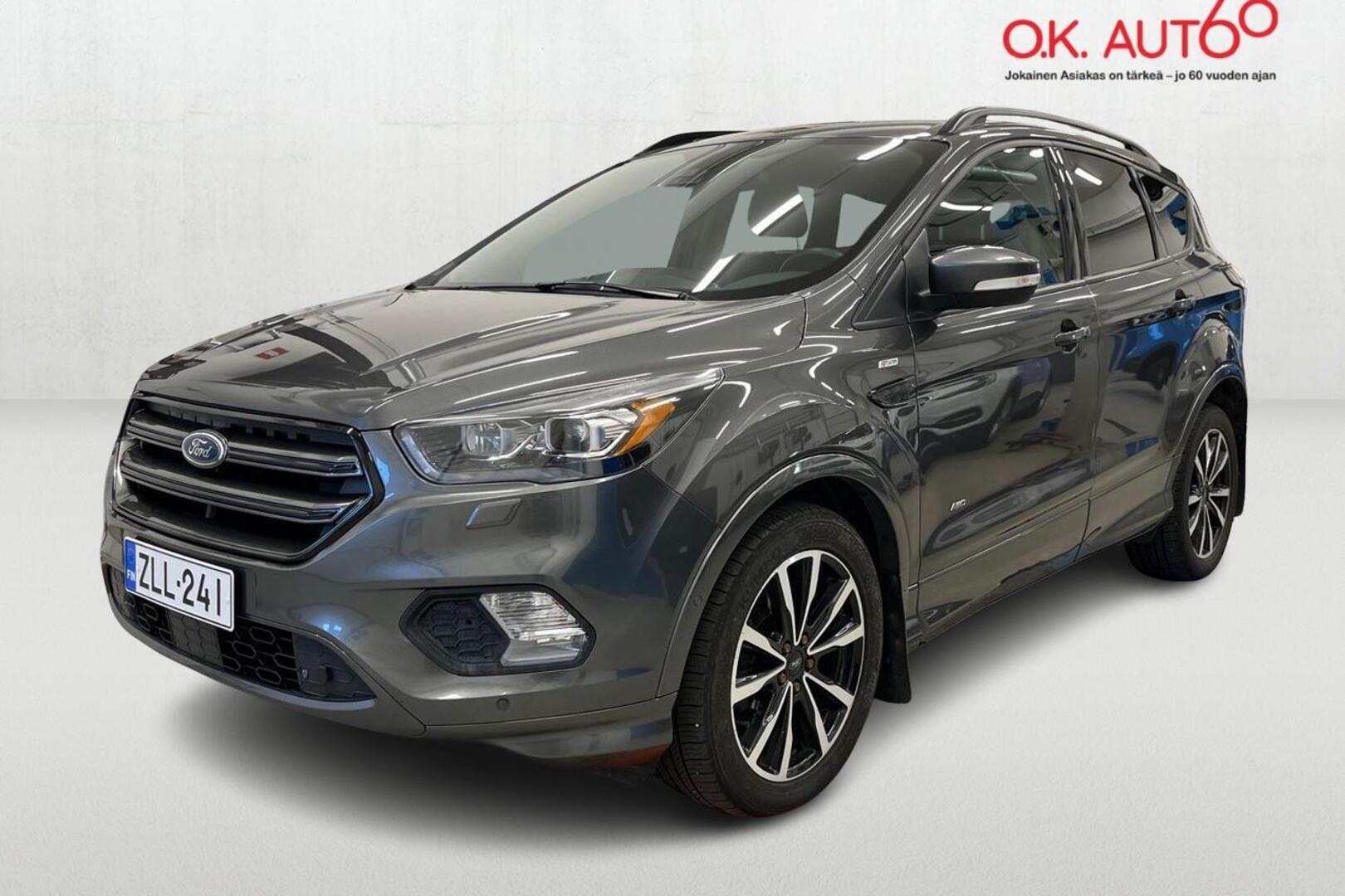 FORD Kuga 1