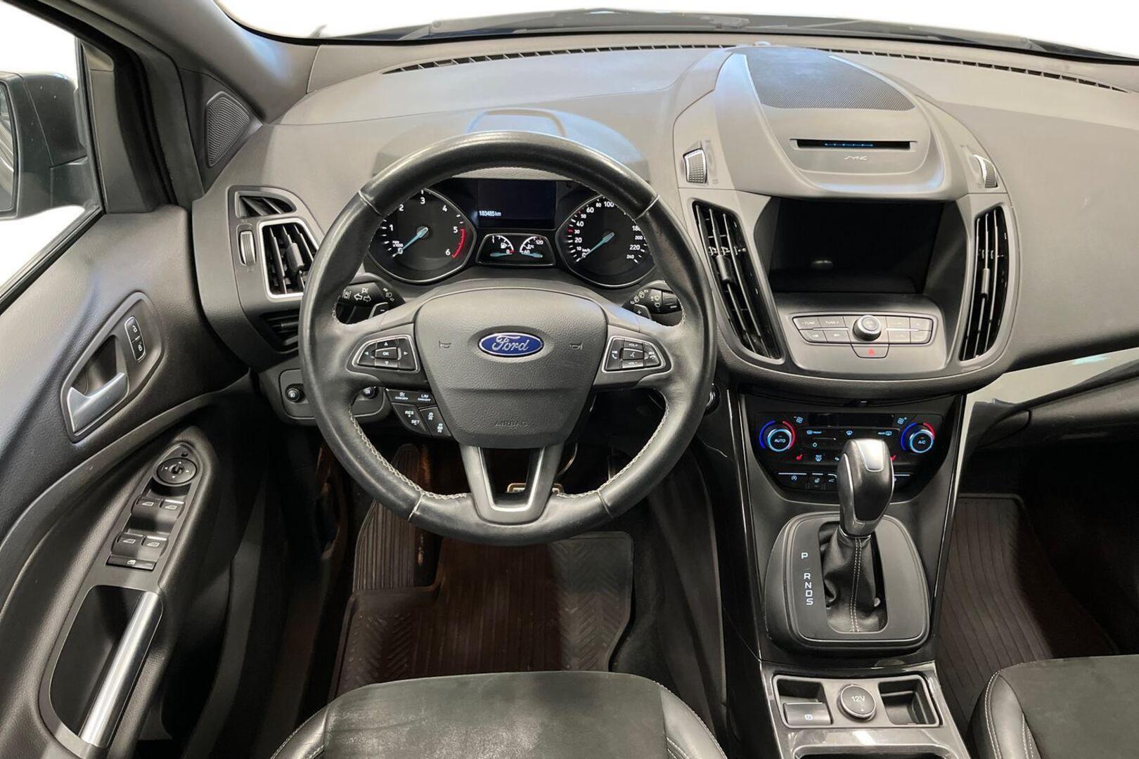 FORD Kuga 11