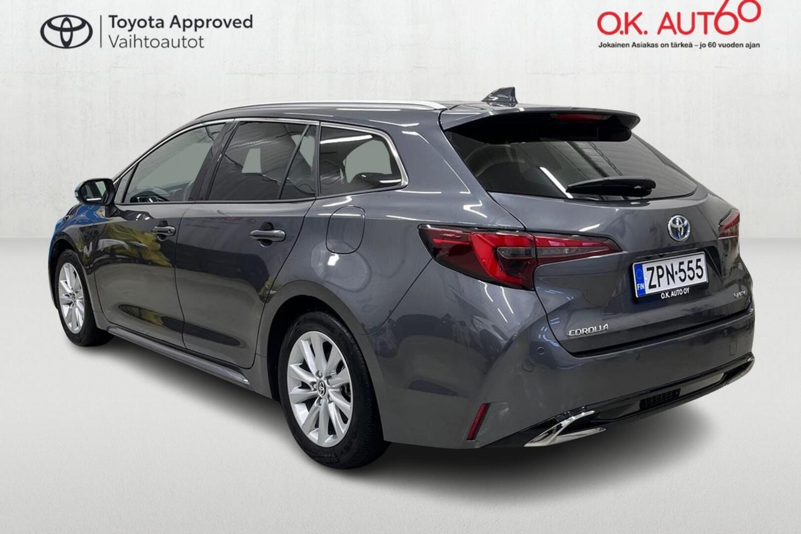 TOYOTA Corolla 5