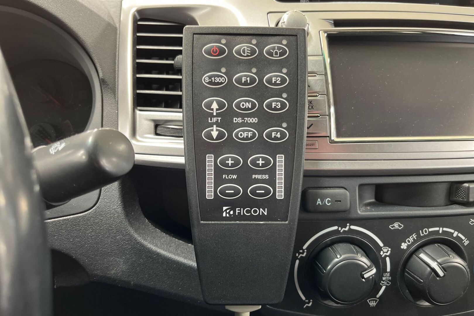 TOYOTA Hilux 20