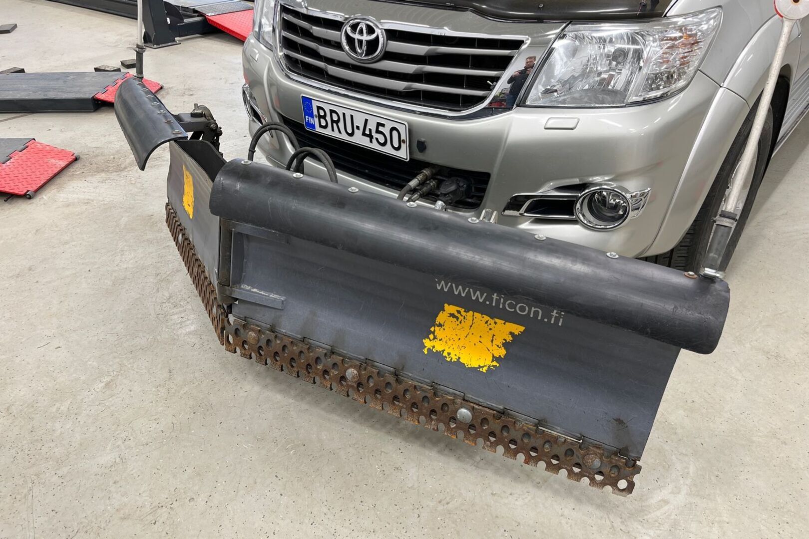 TOYOTA Hilux 24