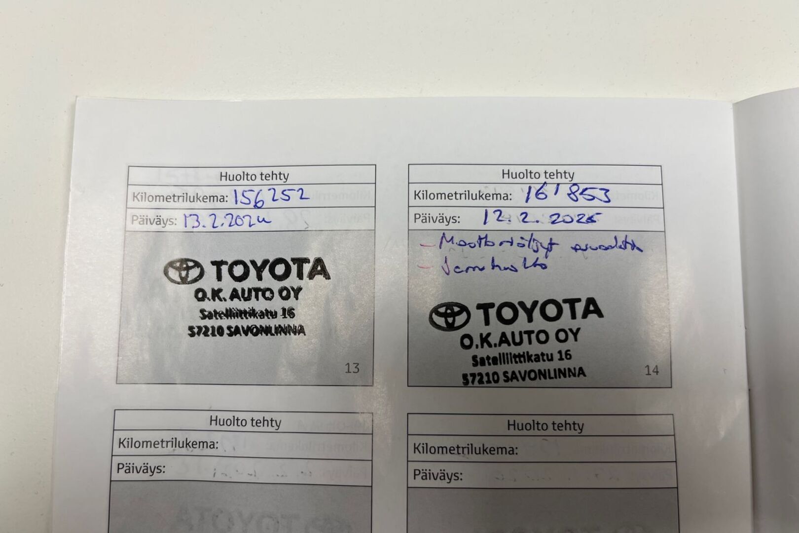 TOYOTA Hilux 26