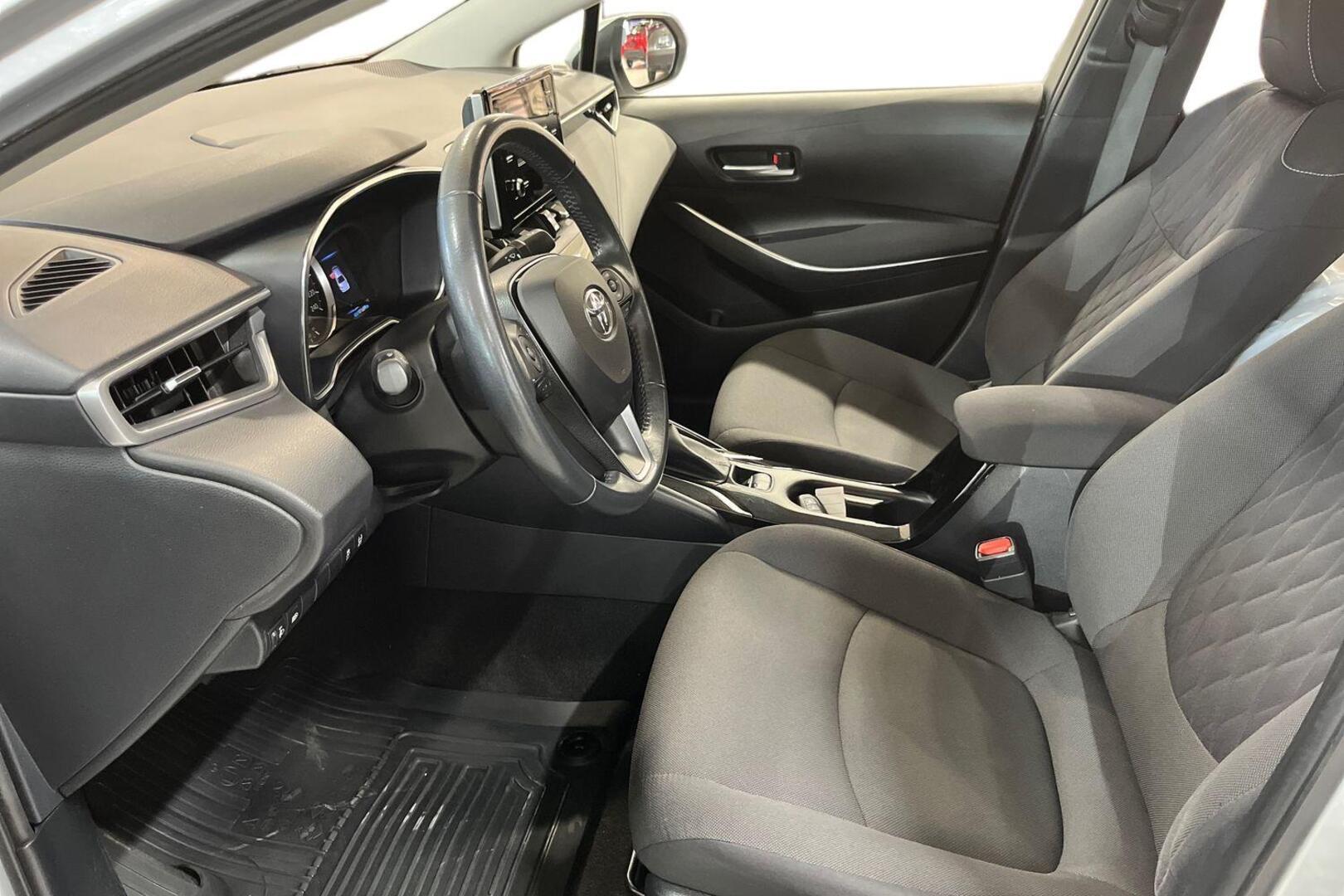TOYOTA COROLLA 8