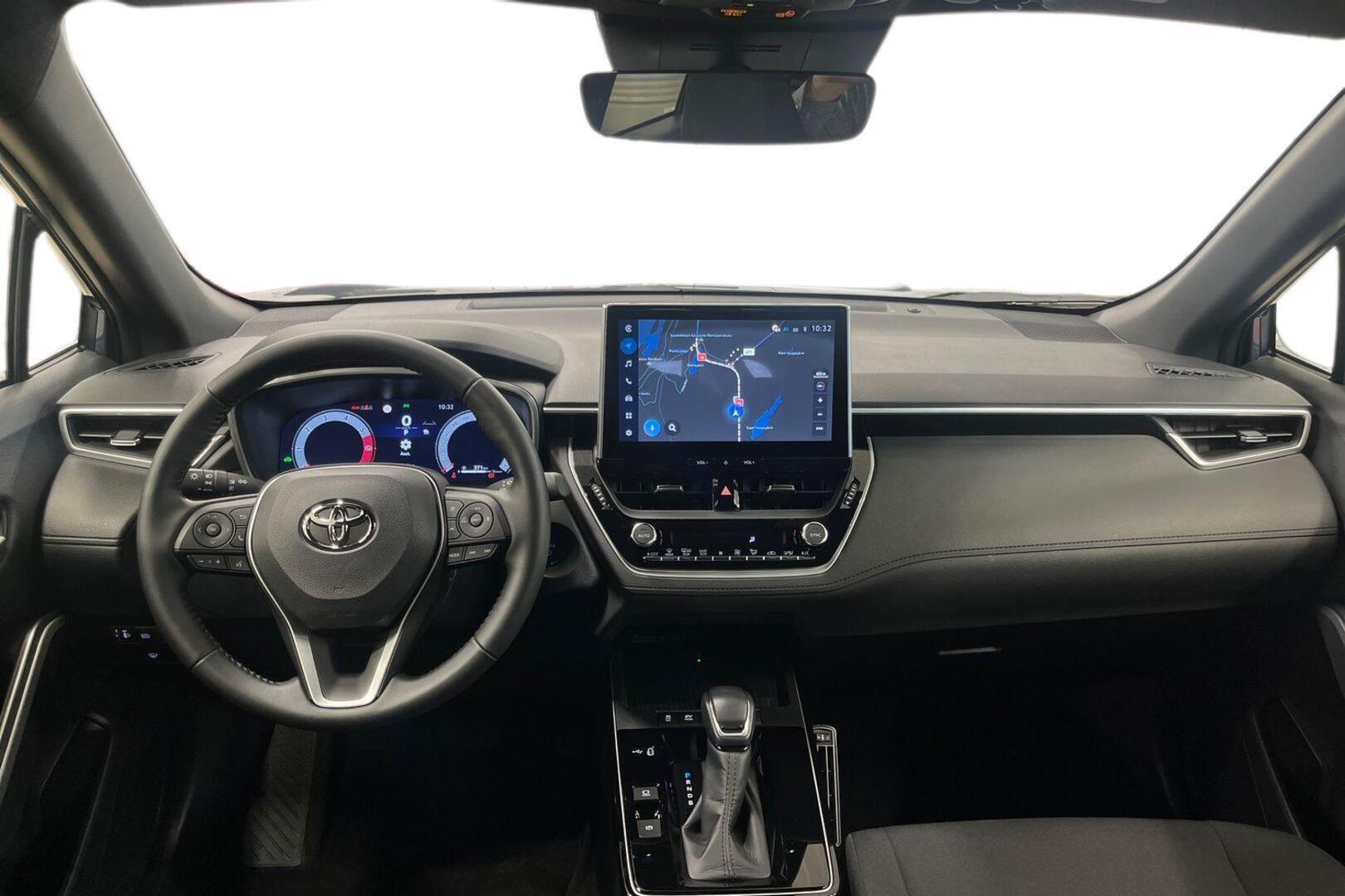 TOYOTA Corolla Cross 11