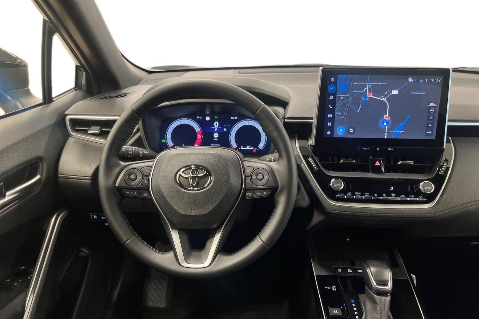 TOYOTA Corolla Cross 12