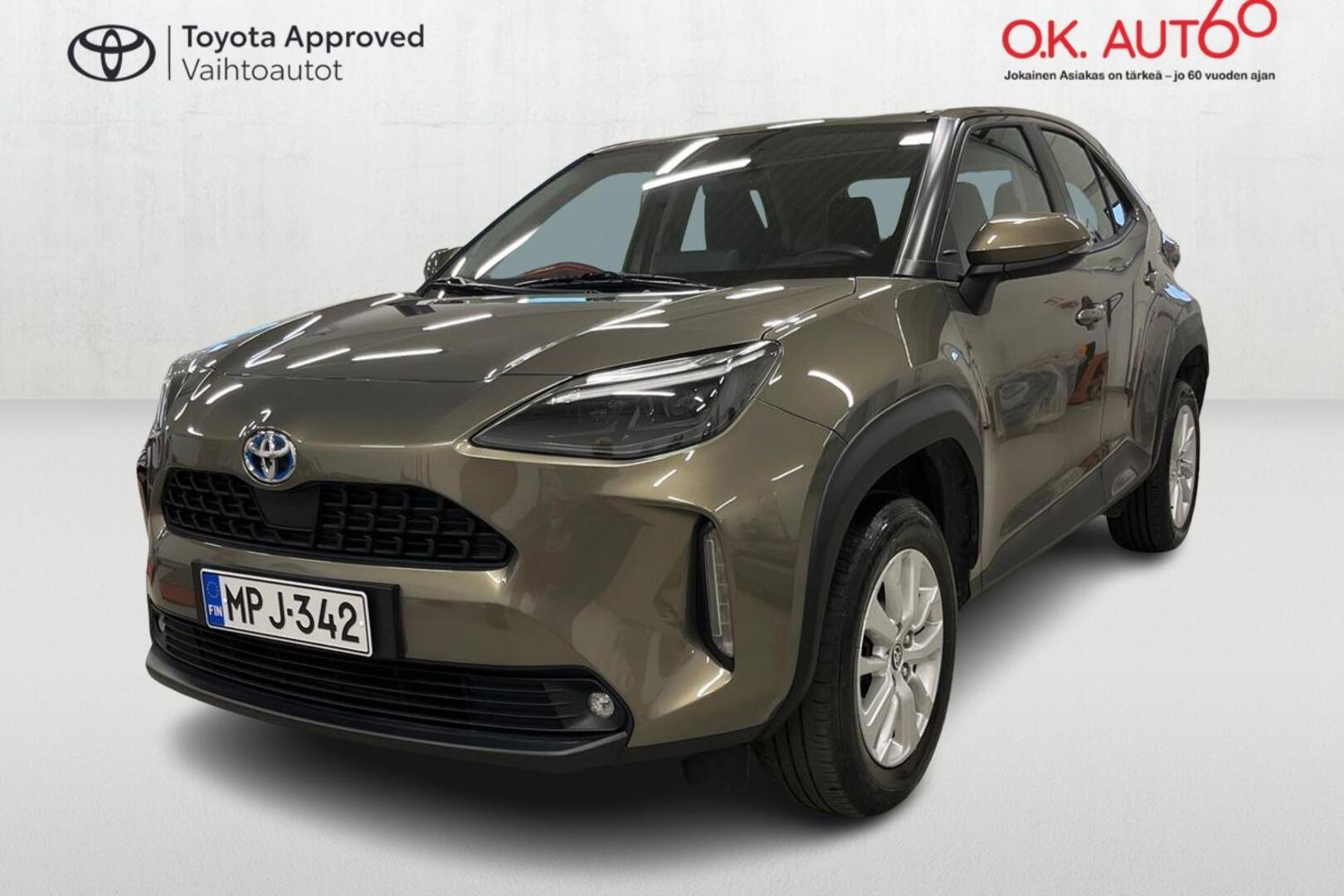 TOYOTA Yaris Cross 1