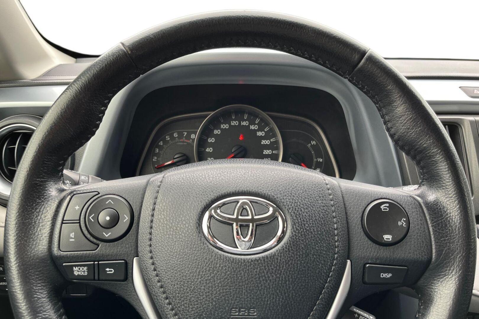TOYOTA RAV4 12