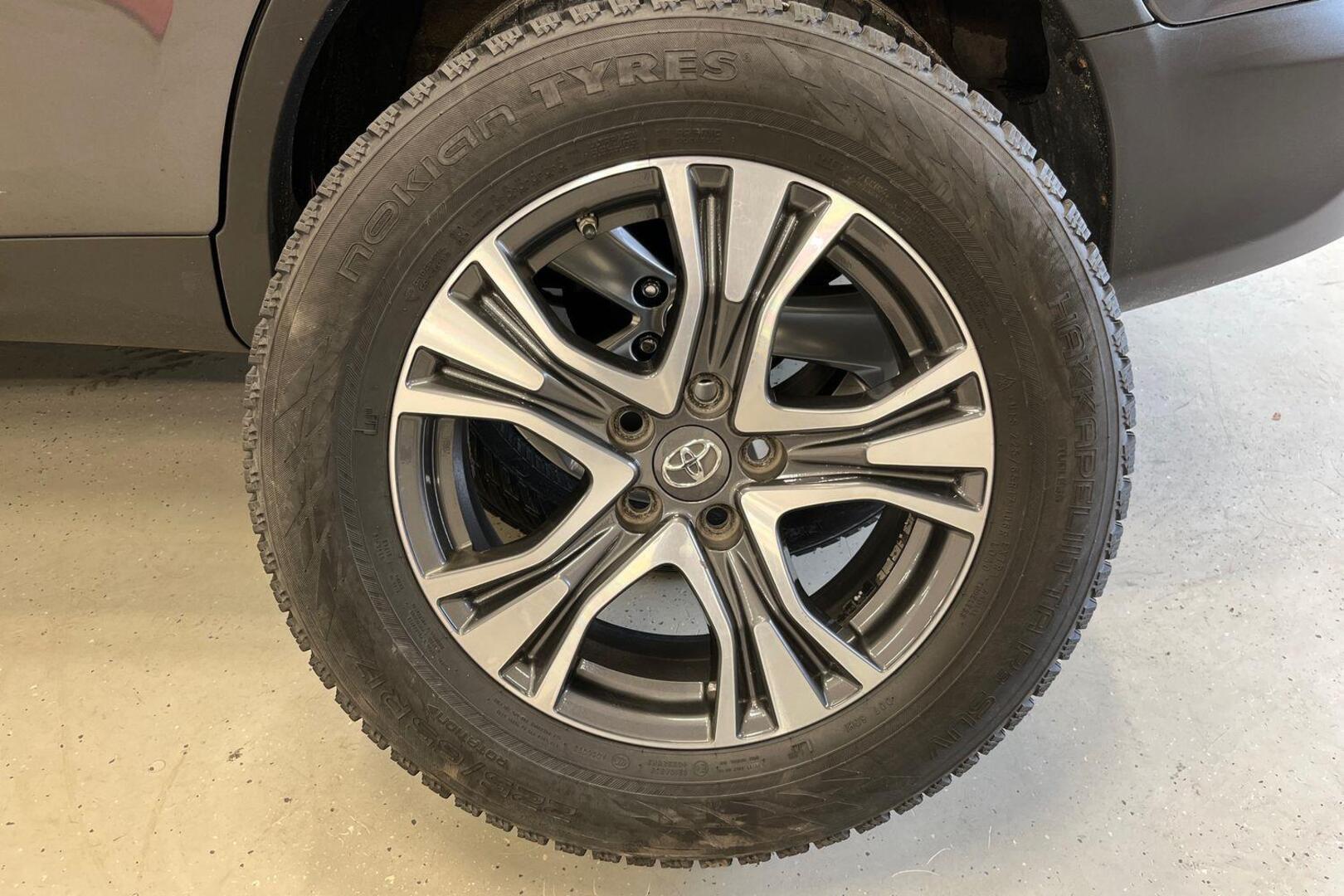TOYOTA RAV4 21