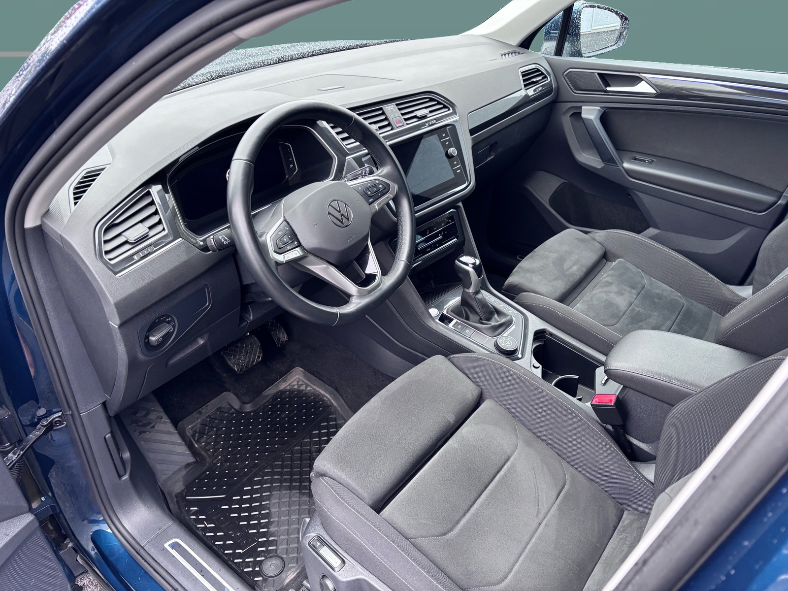 Volkswagen Tiguan 7