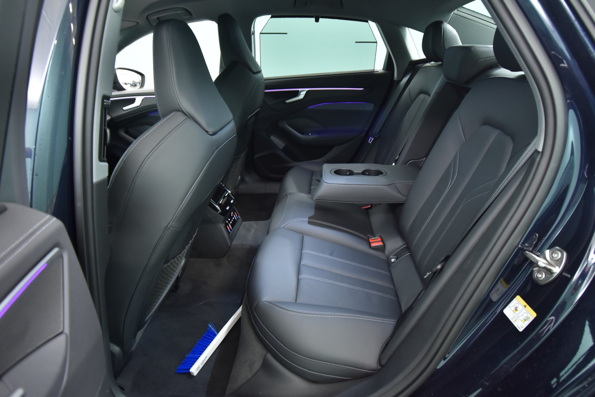 Audi A6 13
