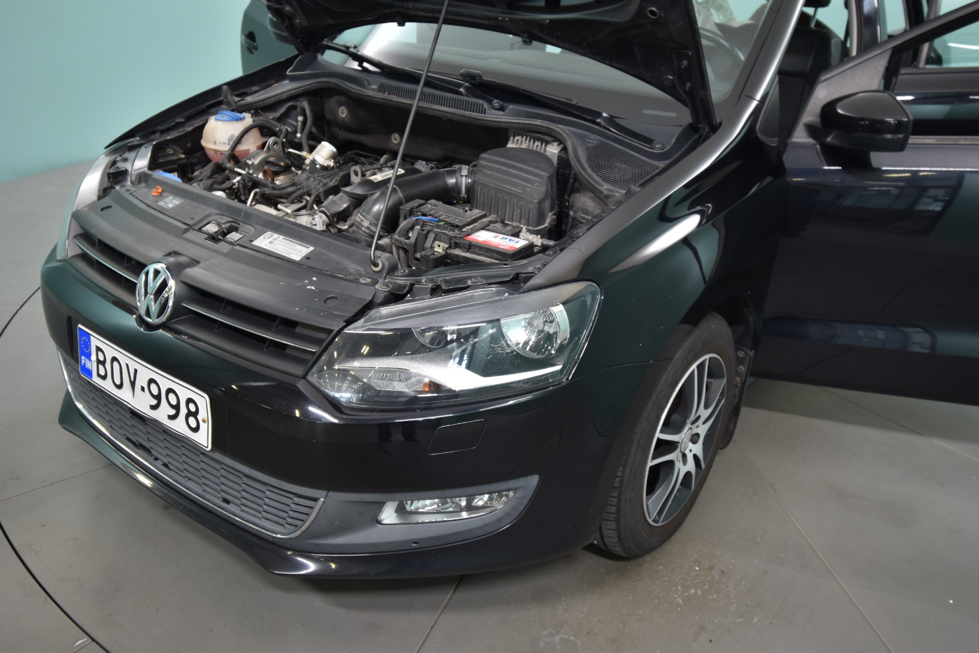 VOLKSWAGEN Polo 2011