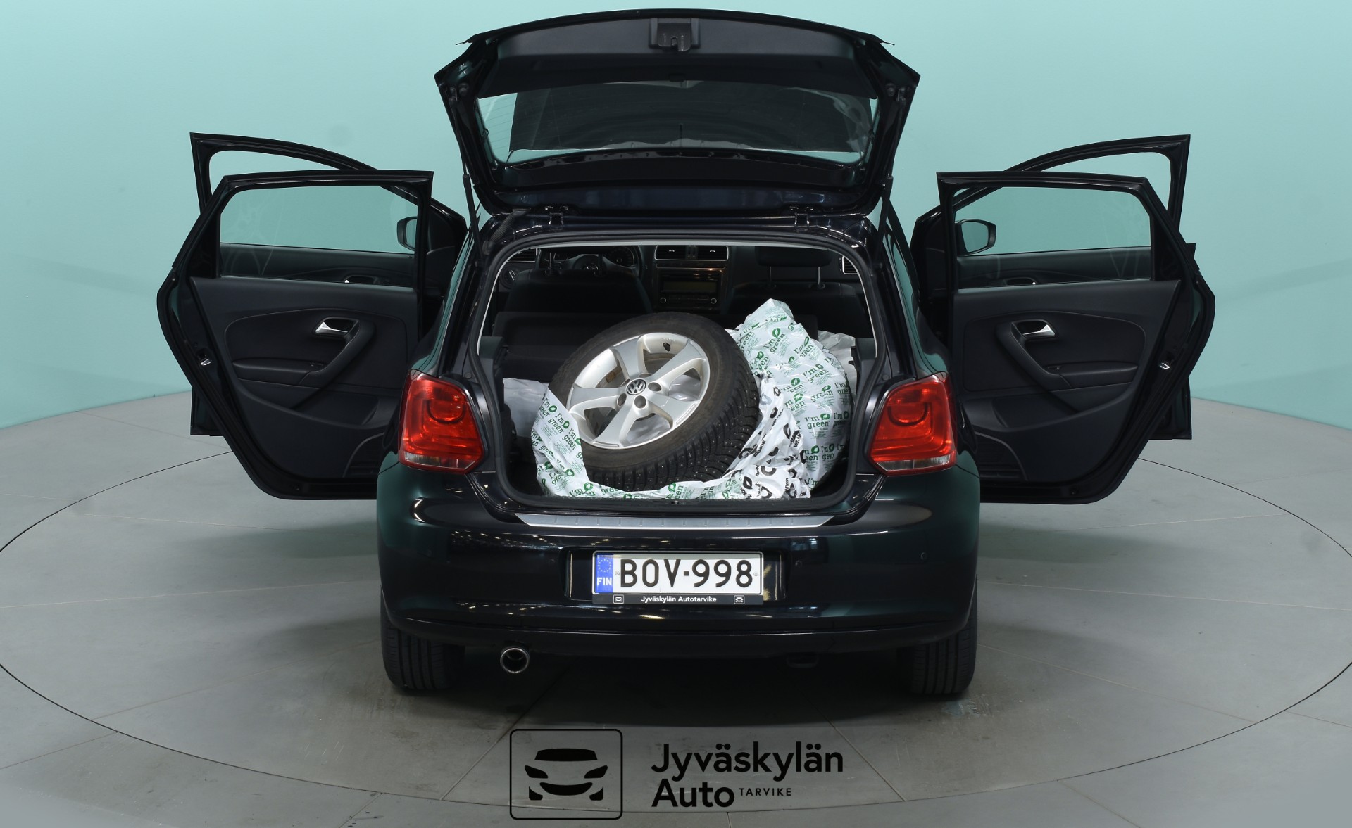 VOLKSWAGEN Polo 2011