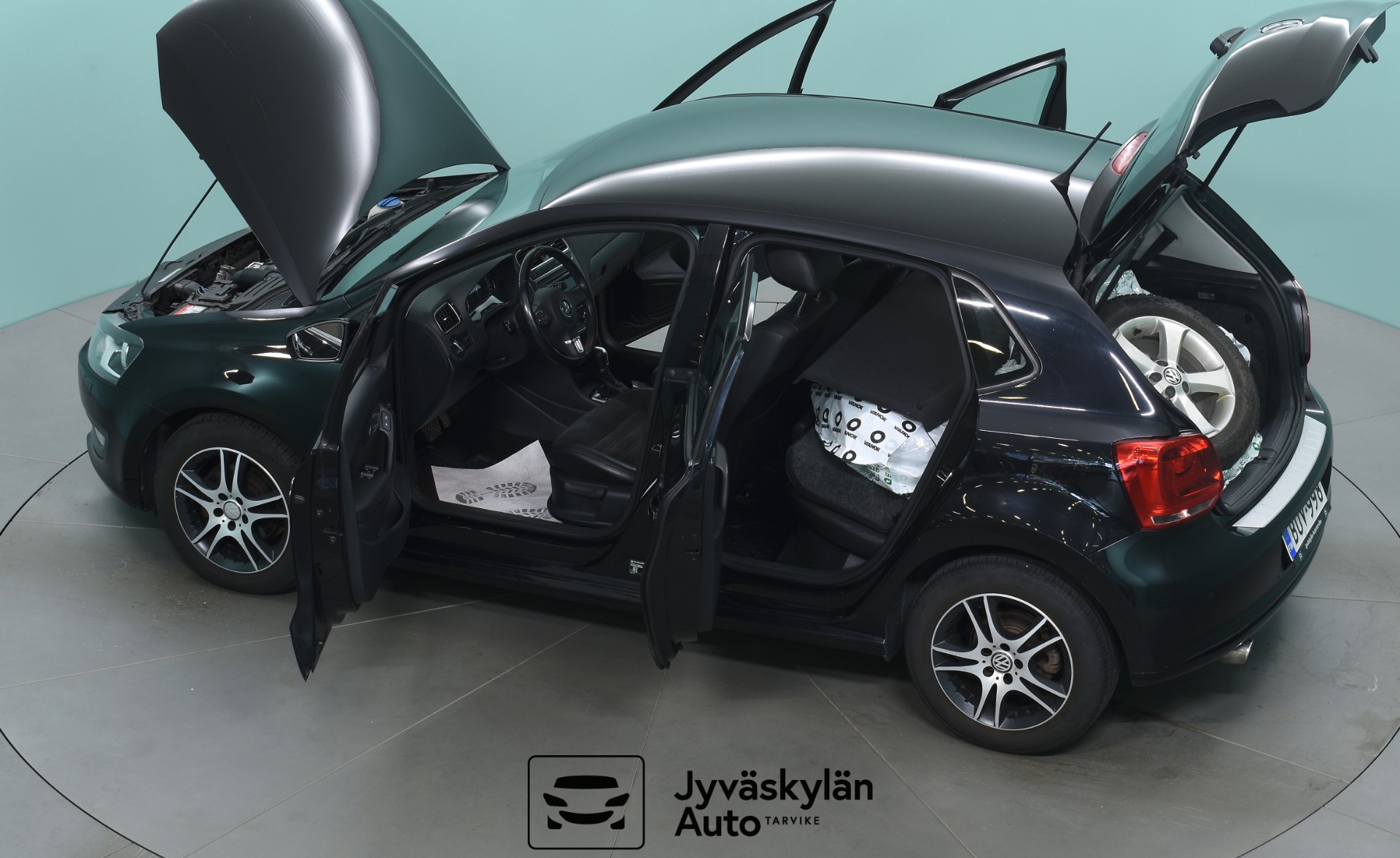 VOLKSWAGEN Polo 2011