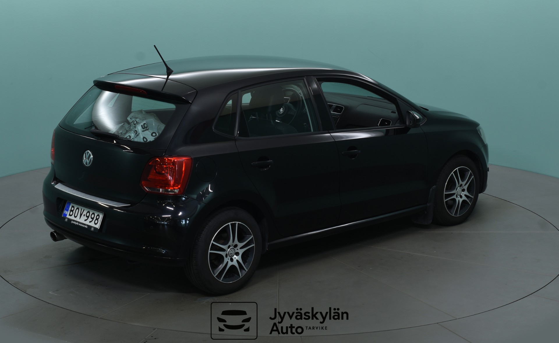 VOLKSWAGEN Polo 2011