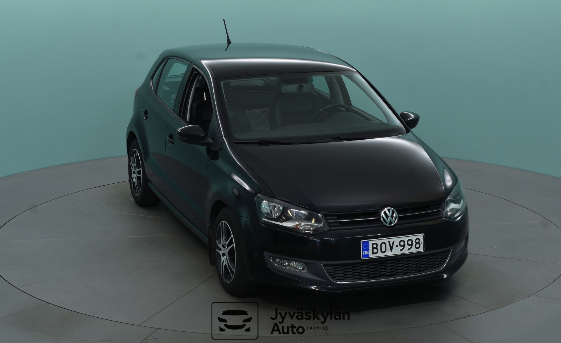 VOLKSWAGEN Polo 2011
