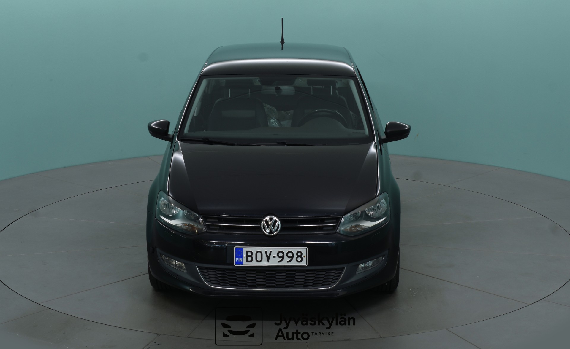 VOLKSWAGEN Polo 2011