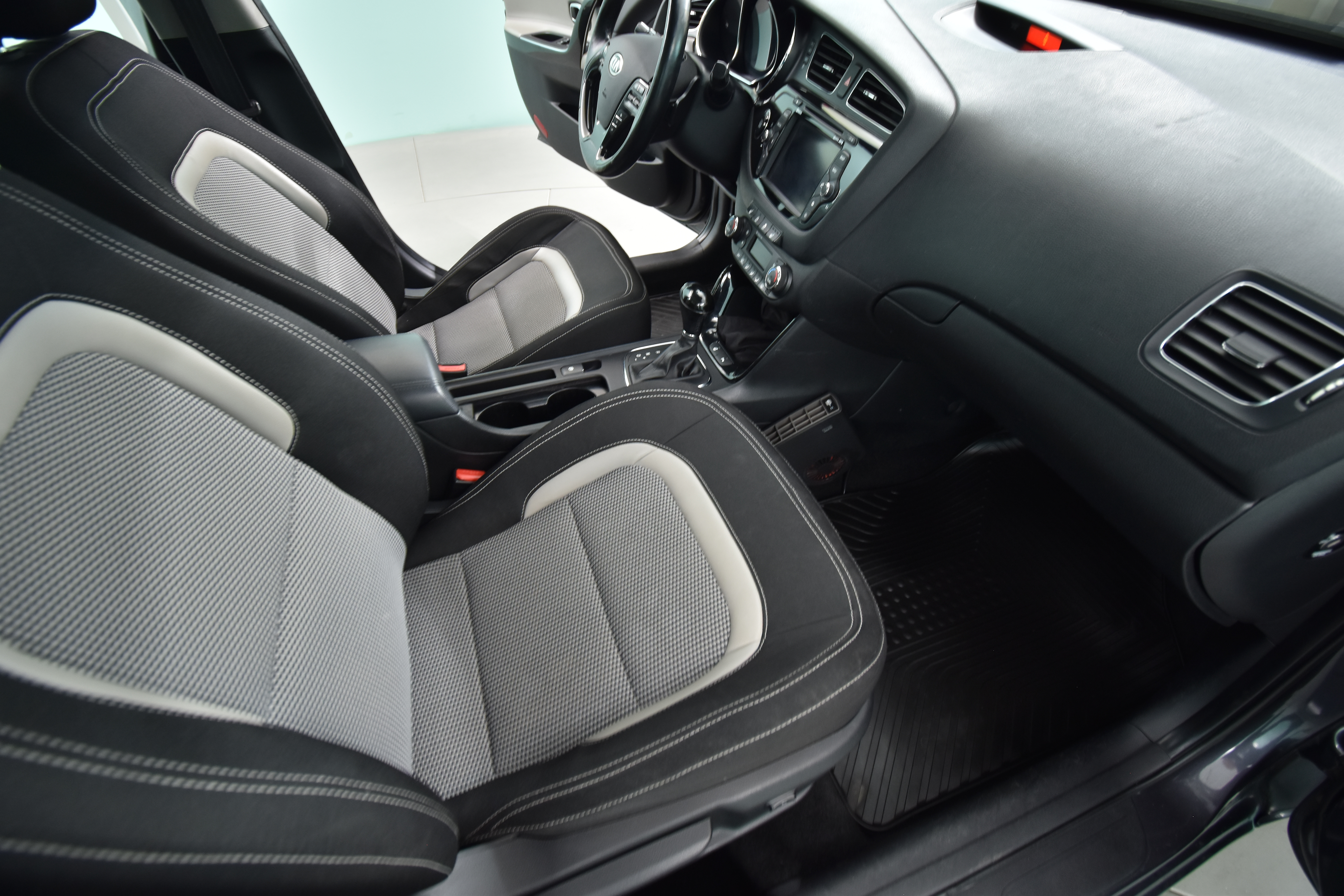 KIA cee'd 2012
