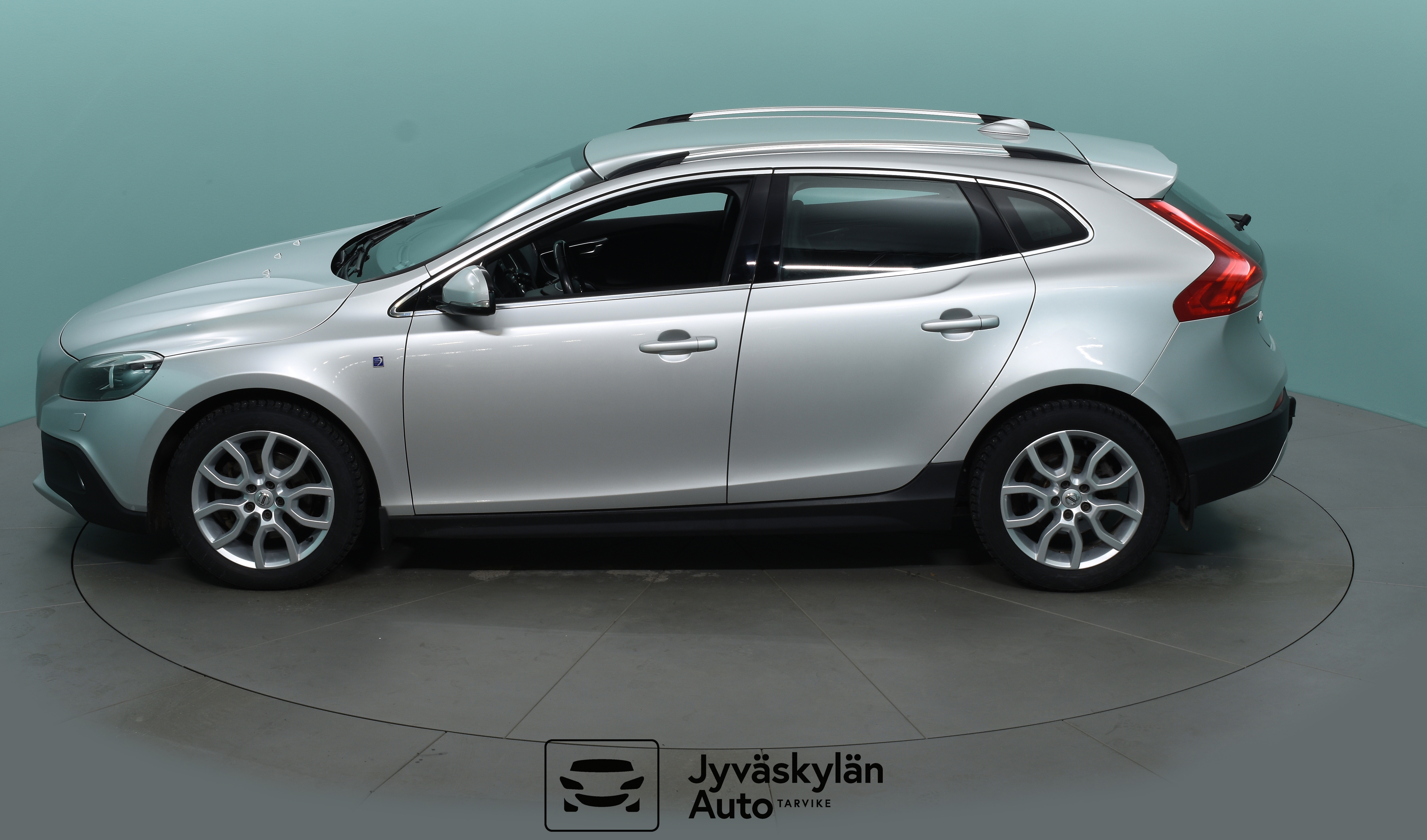VOLVO V40 Cross Country 2015