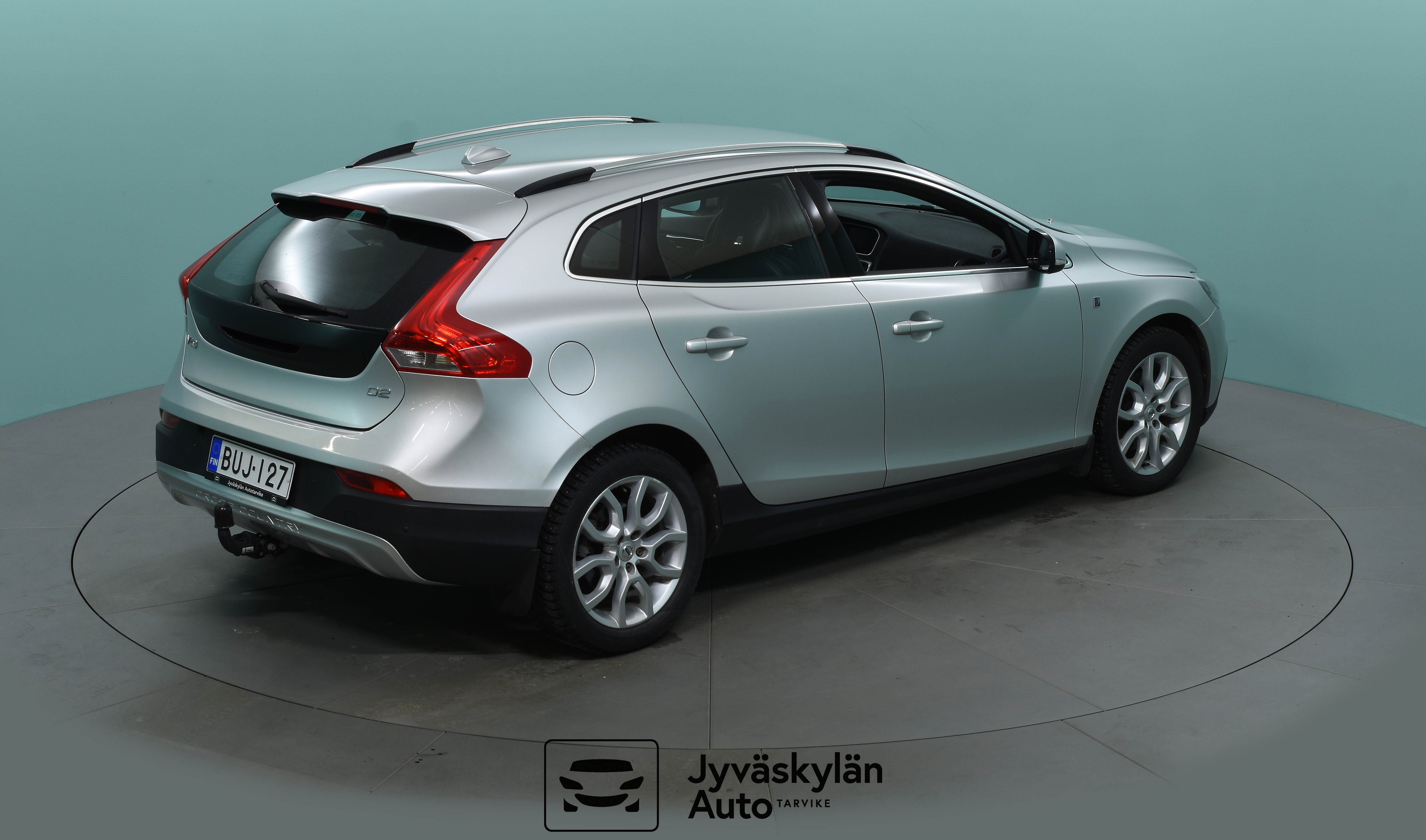 VOLVO V40 Cross Country 2015