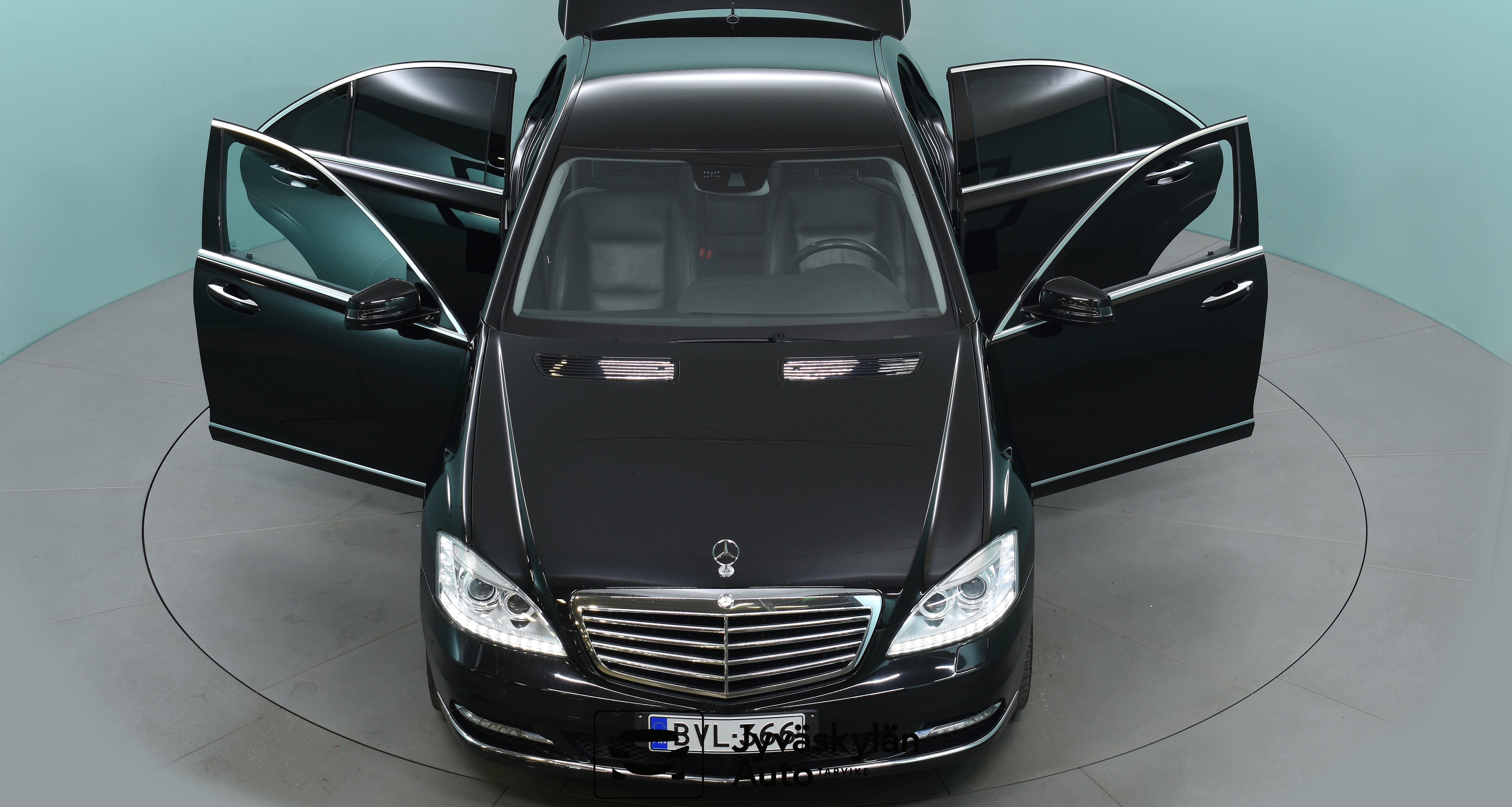 MERCEDES-BENZ S 2012