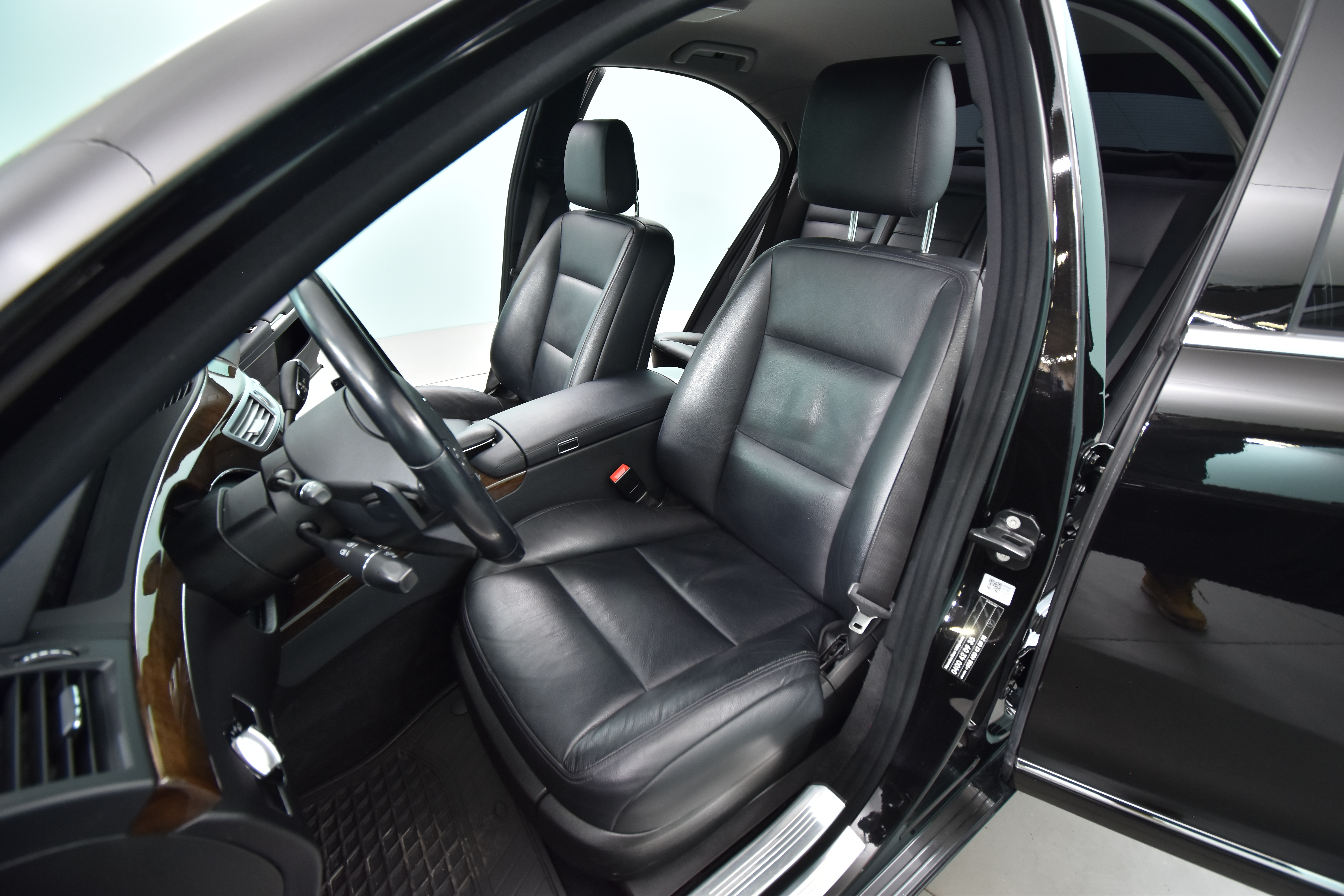 MERCEDES-BENZ S 2012