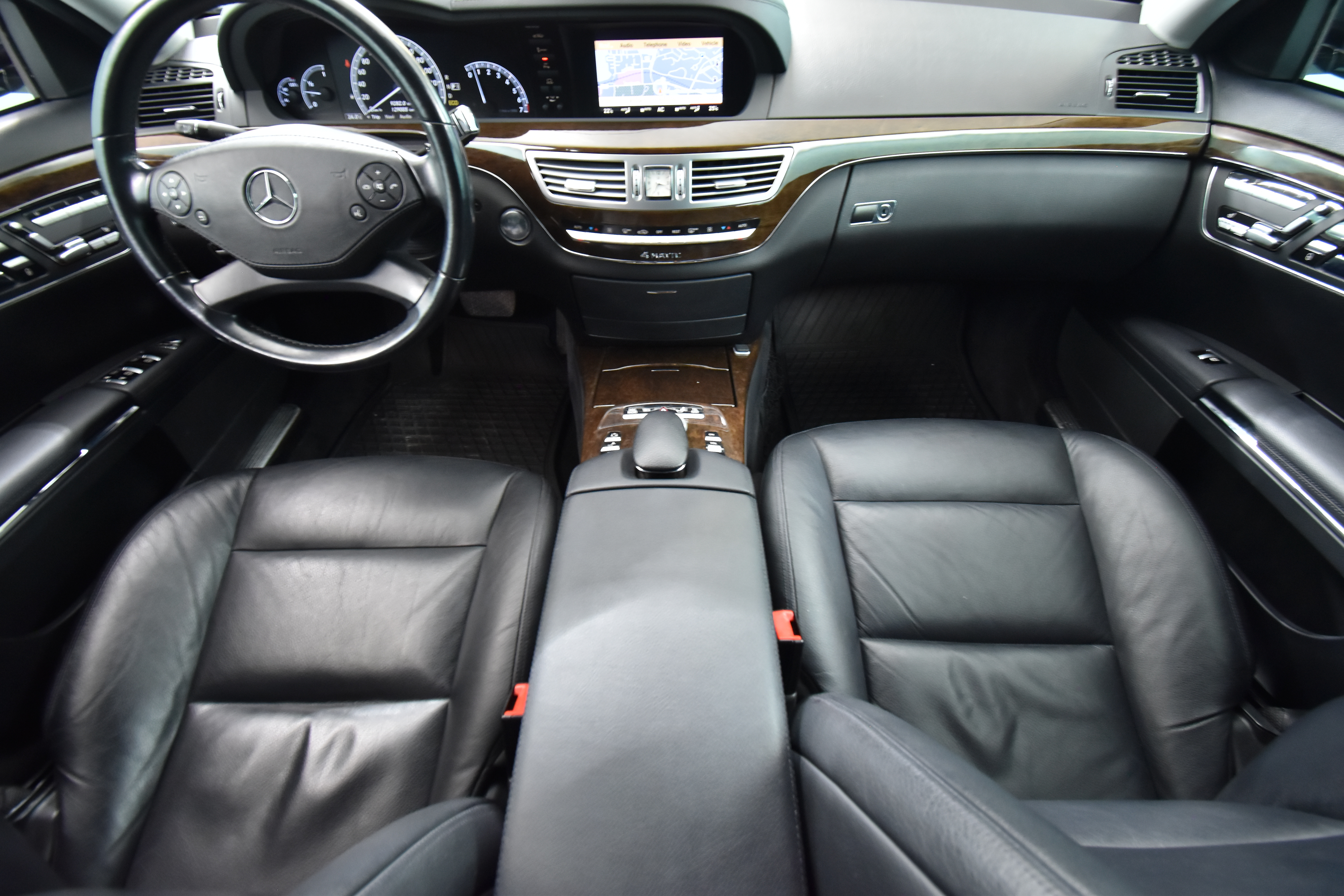 MERCEDES-BENZ S 2012