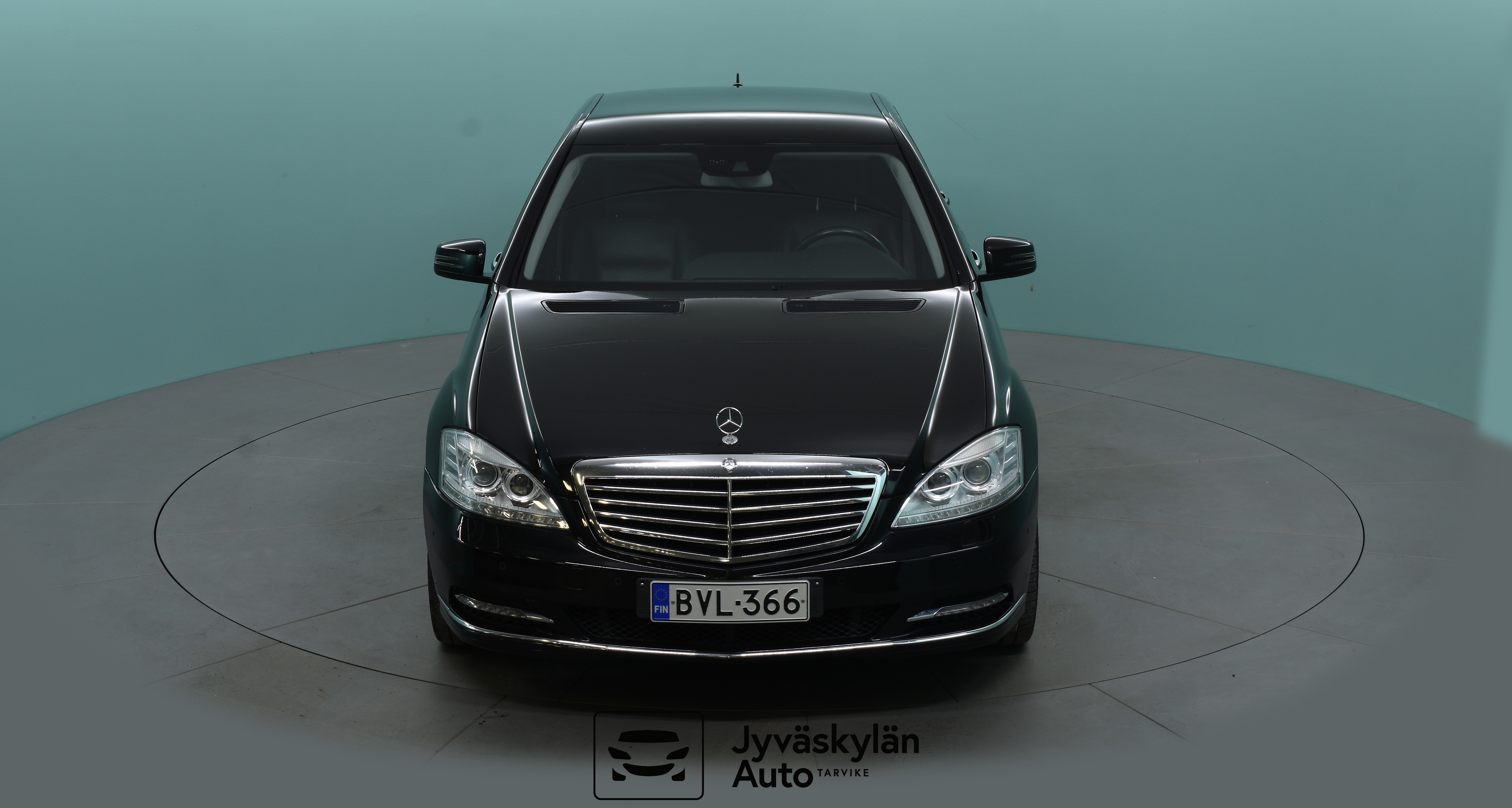 MERCEDES-BENZ S 2012