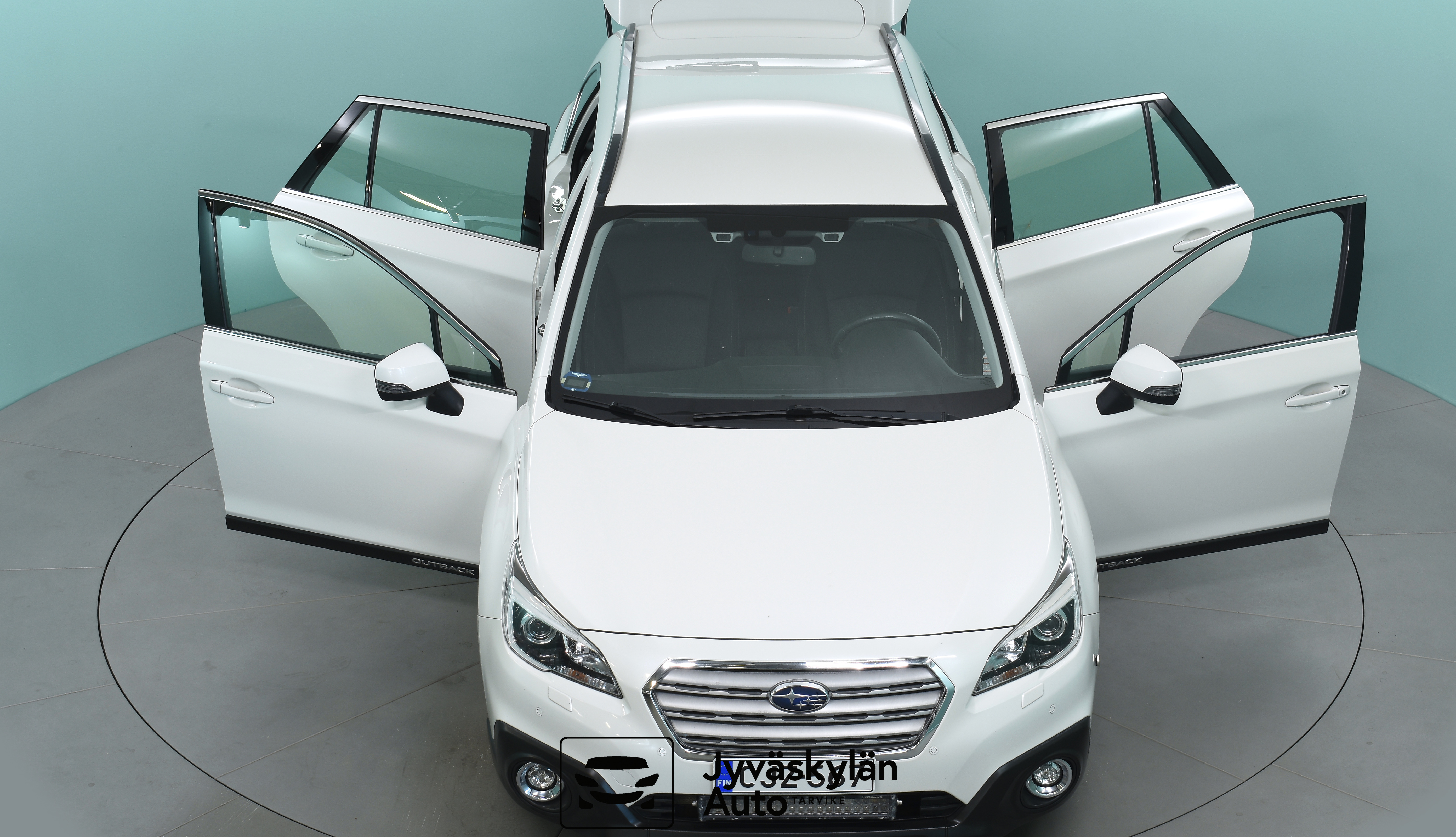 SUBARU Outback 2015