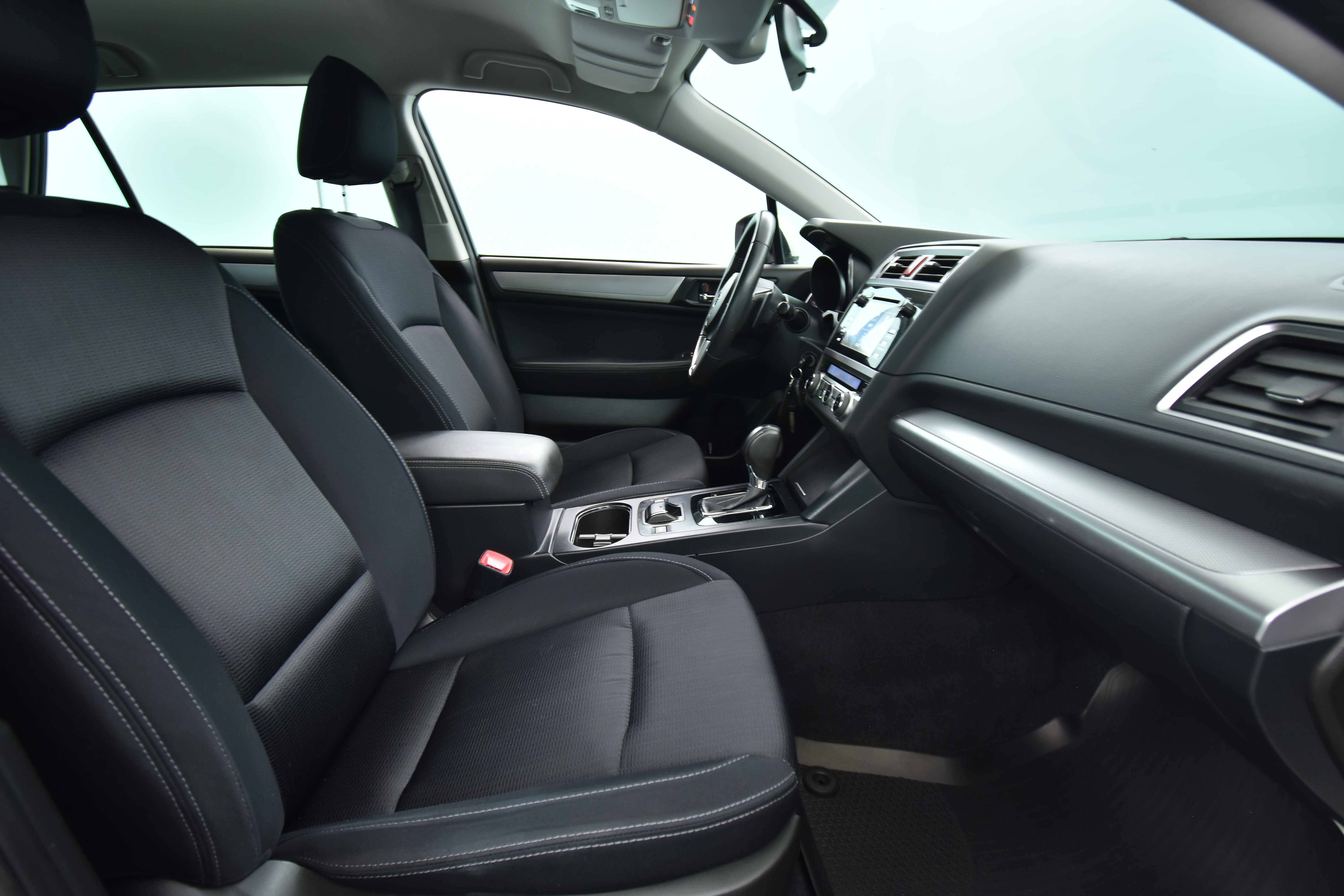 SUBARU Outback 2015