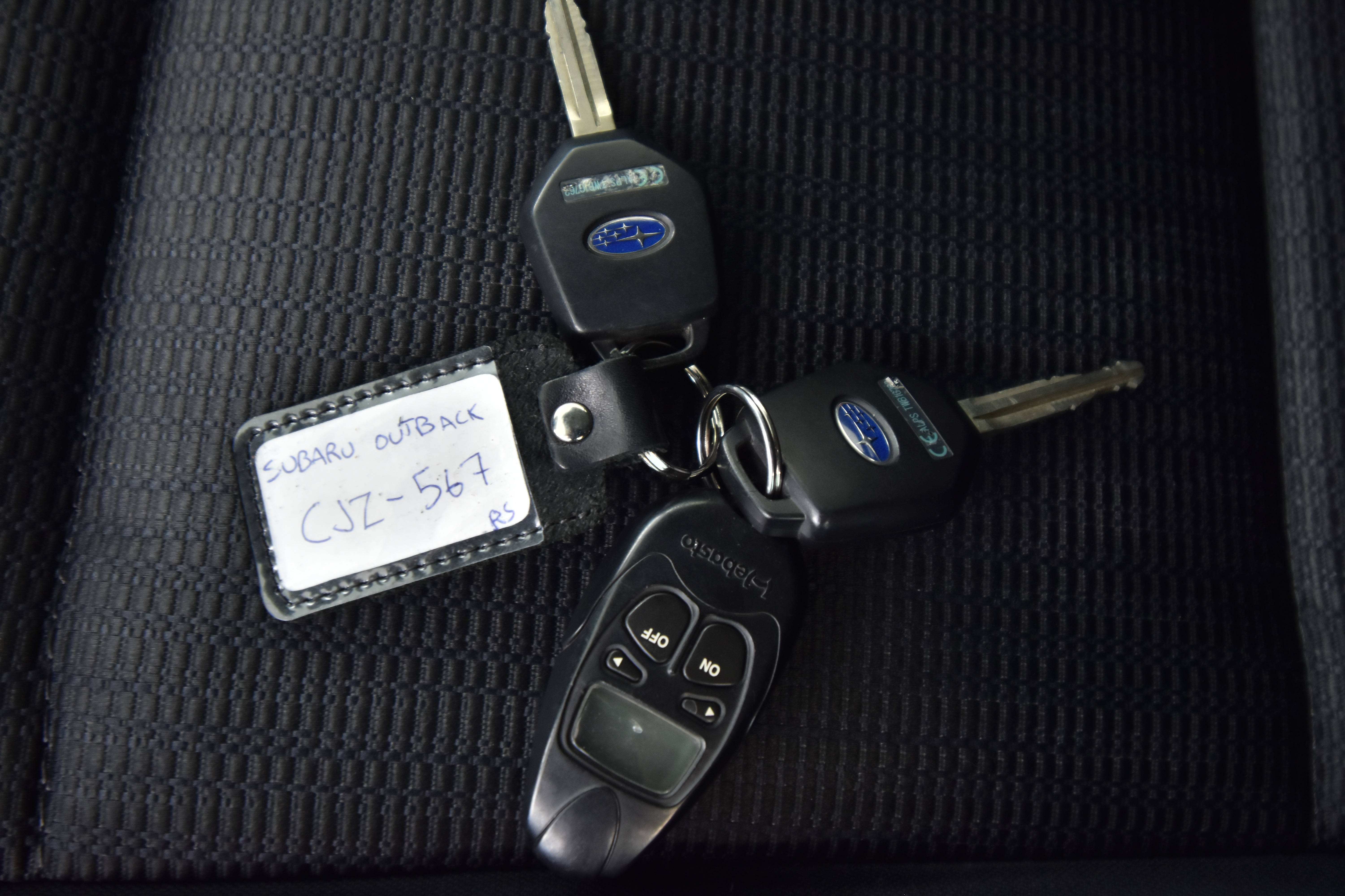 SUBARU Outback 2015