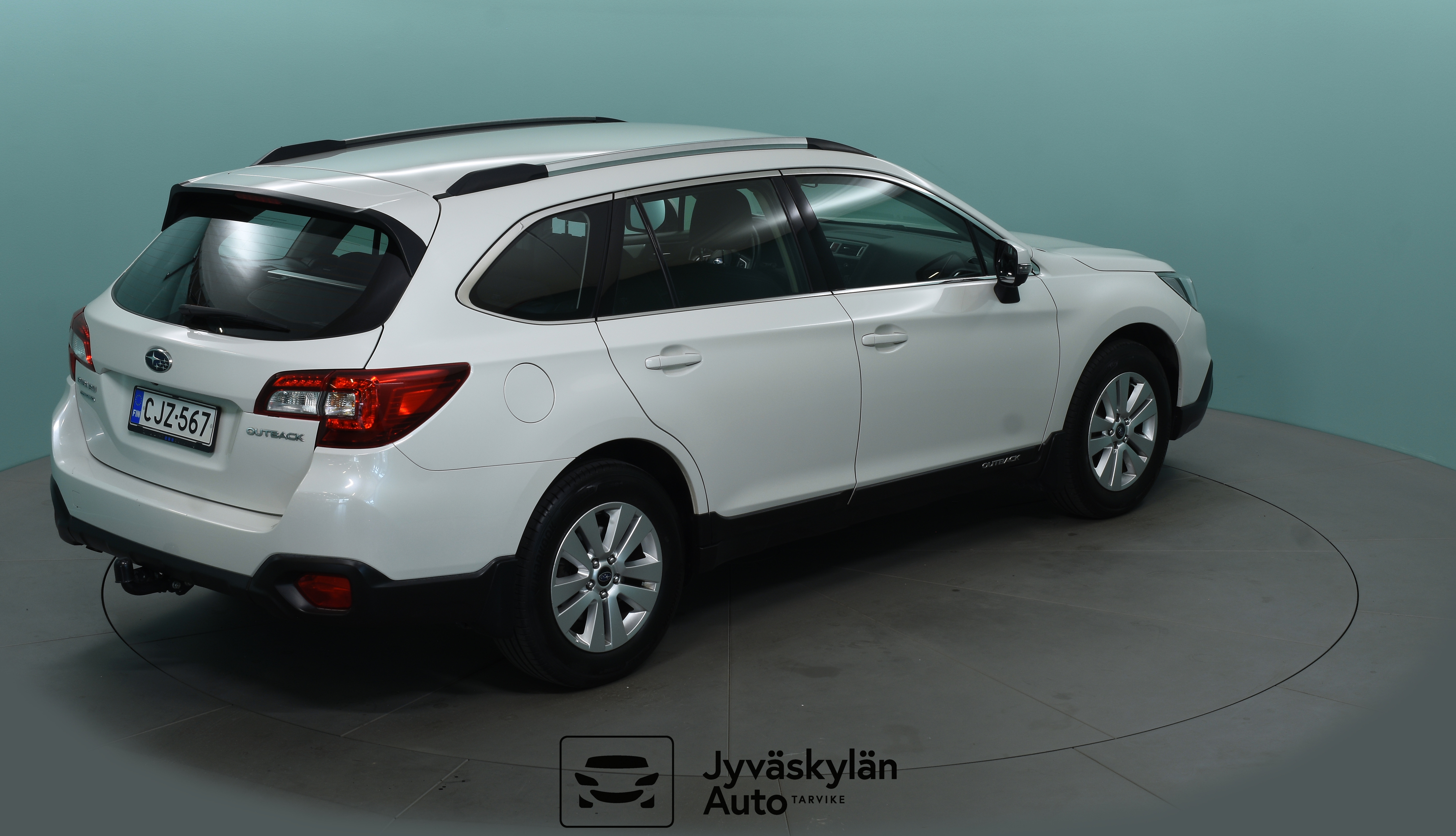 SUBARU Outback 2015