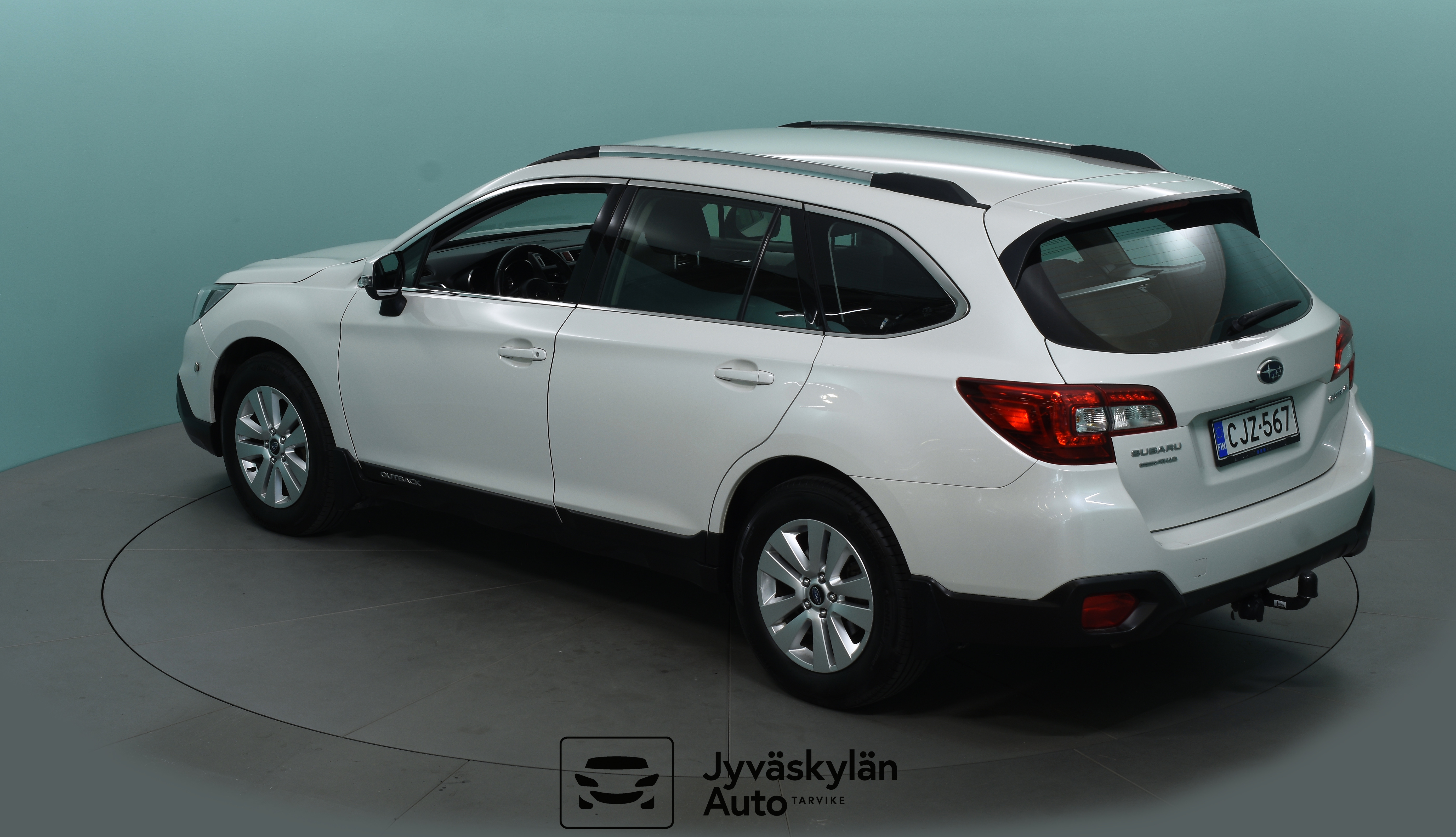 SUBARU Outback 2015