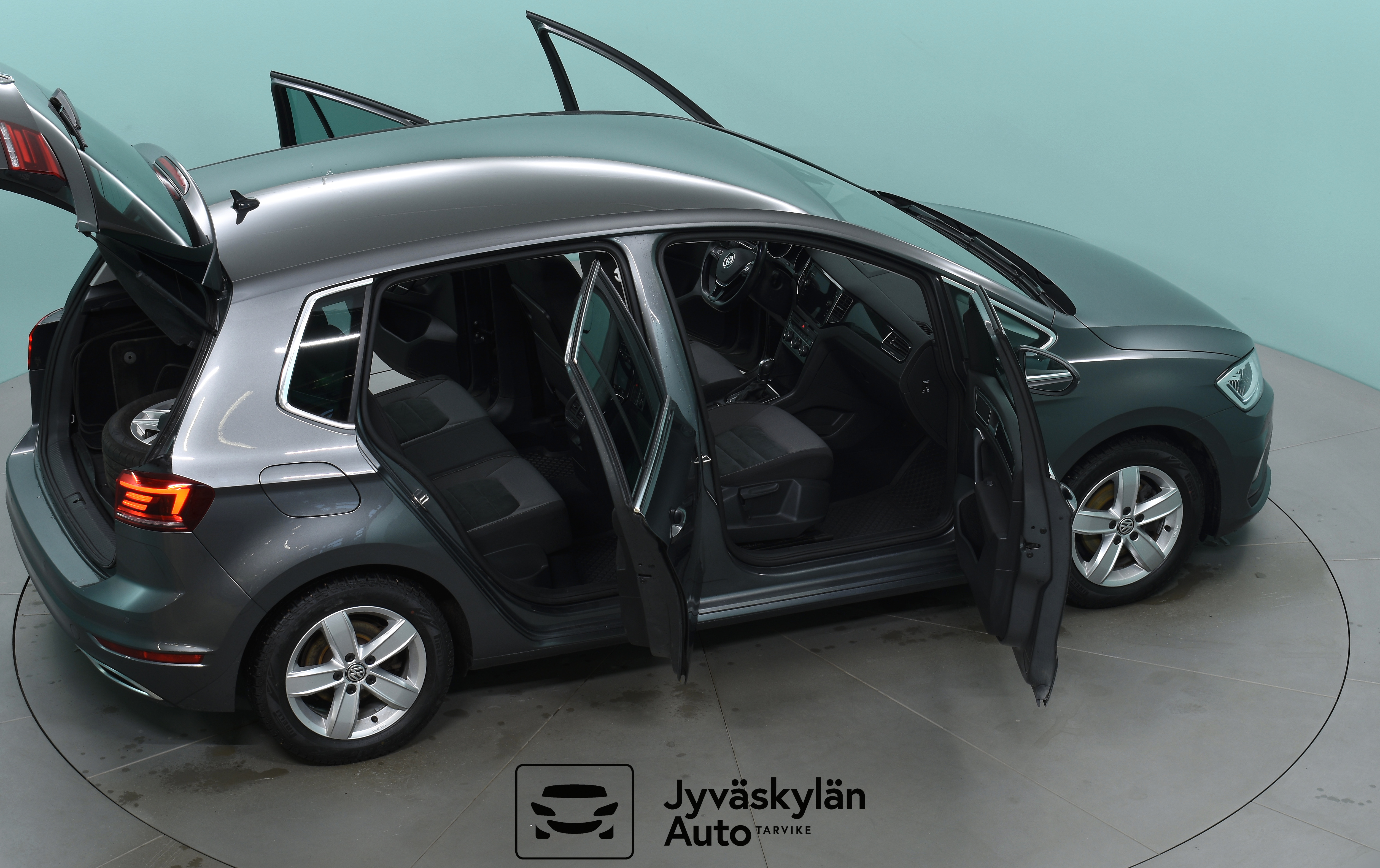 VOLKSWAGEN Golf Sportsvan 2018