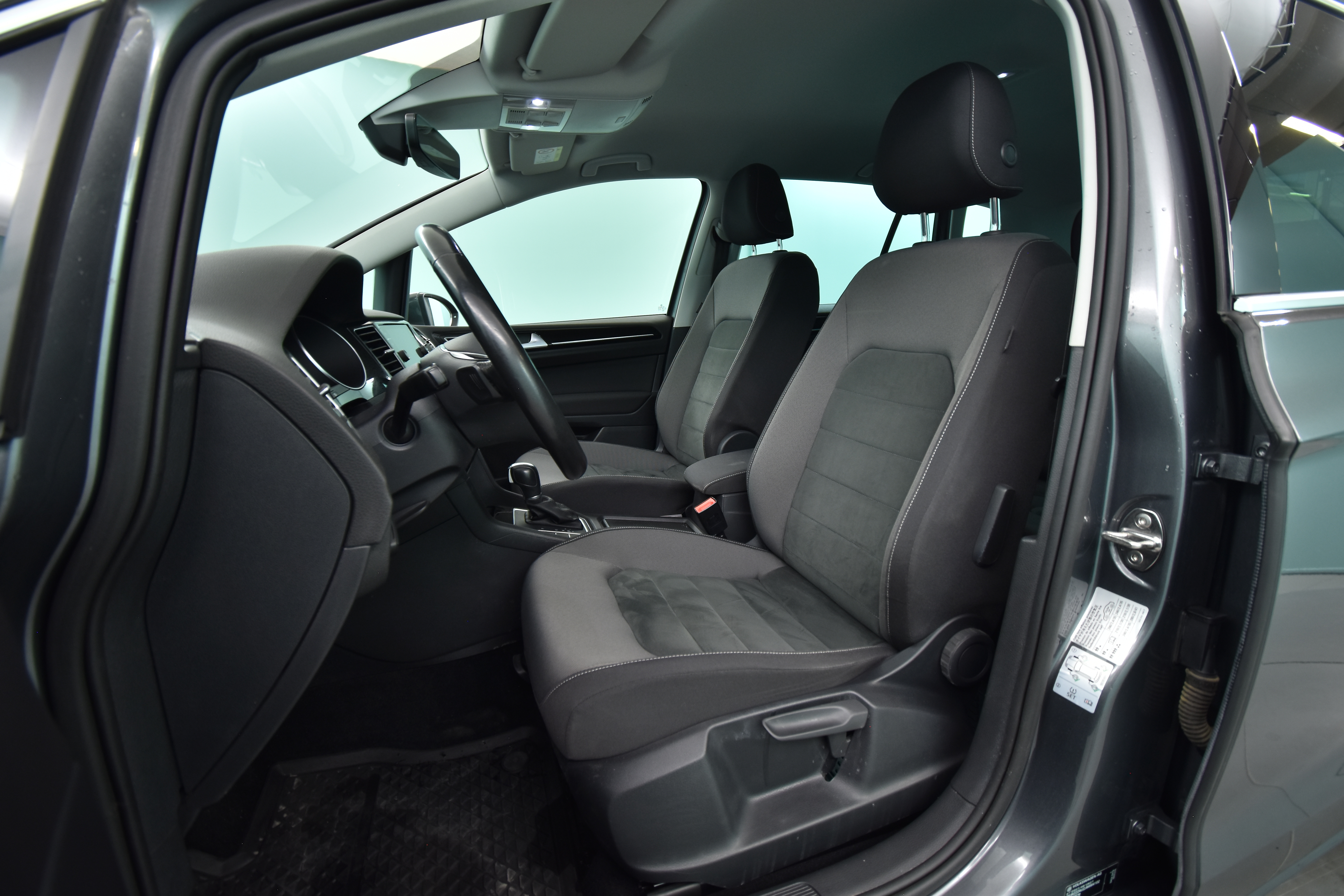 VOLKSWAGEN Golf Sportsvan 2018