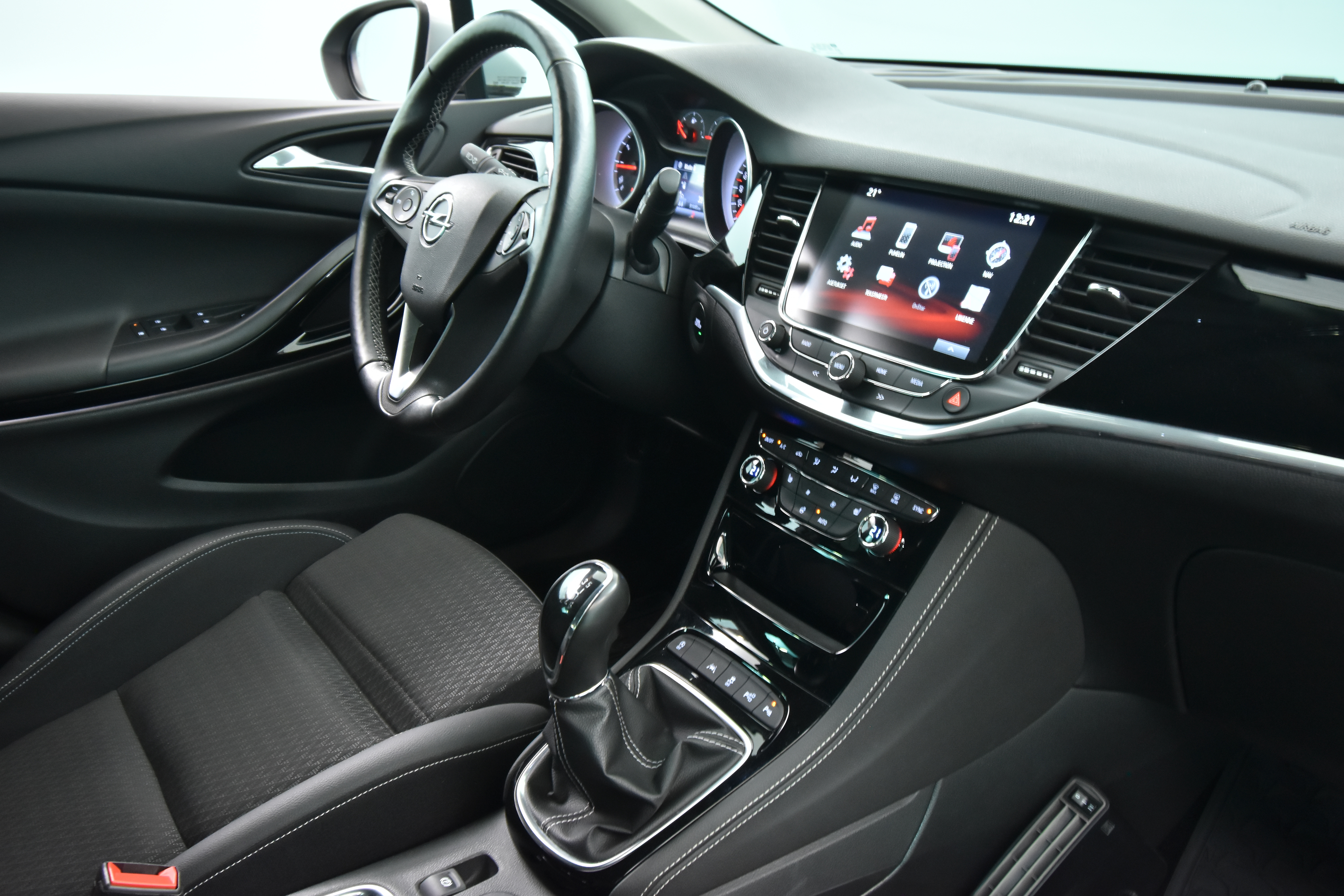 OPEL Astra 2018