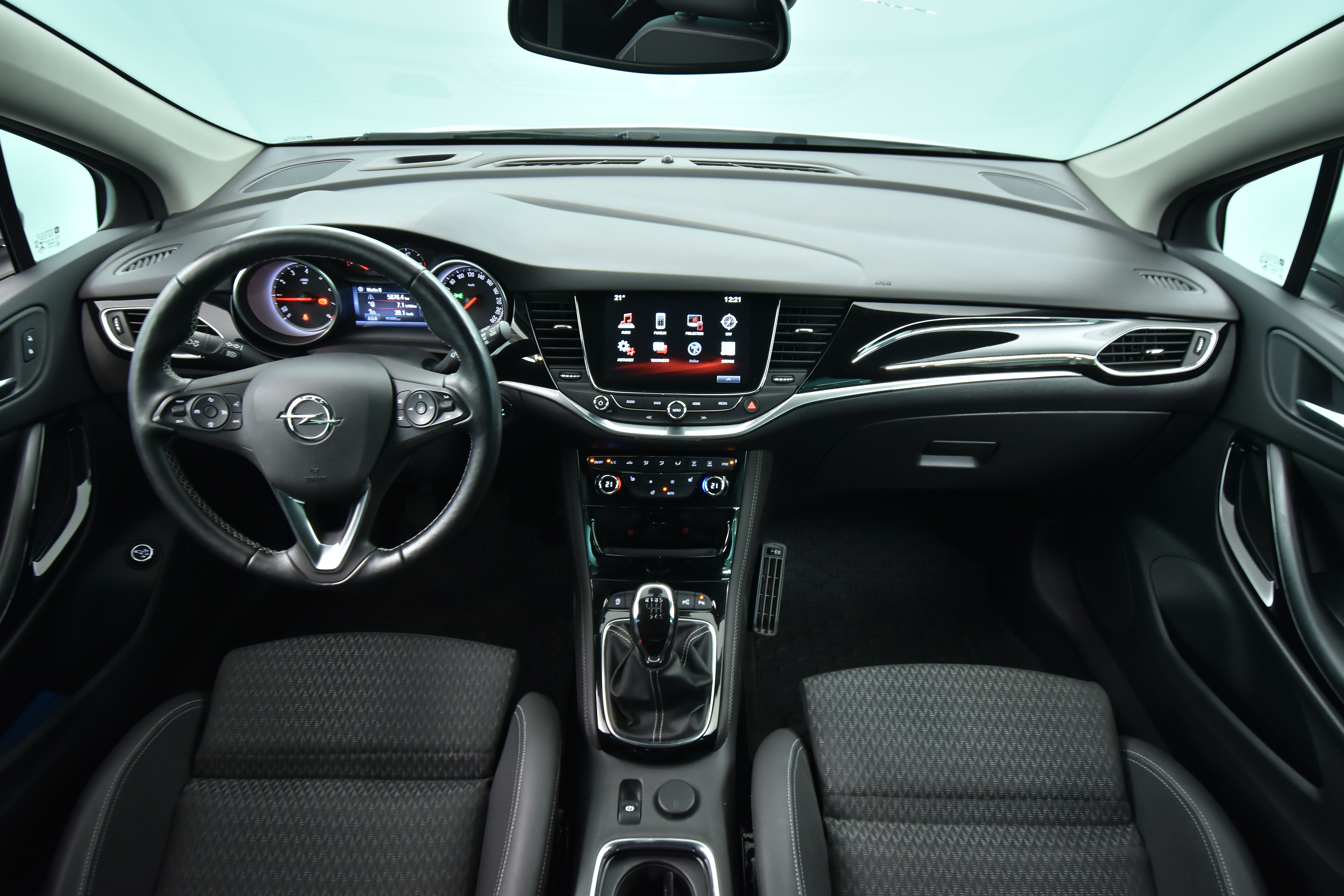 OPEL Astra 2018