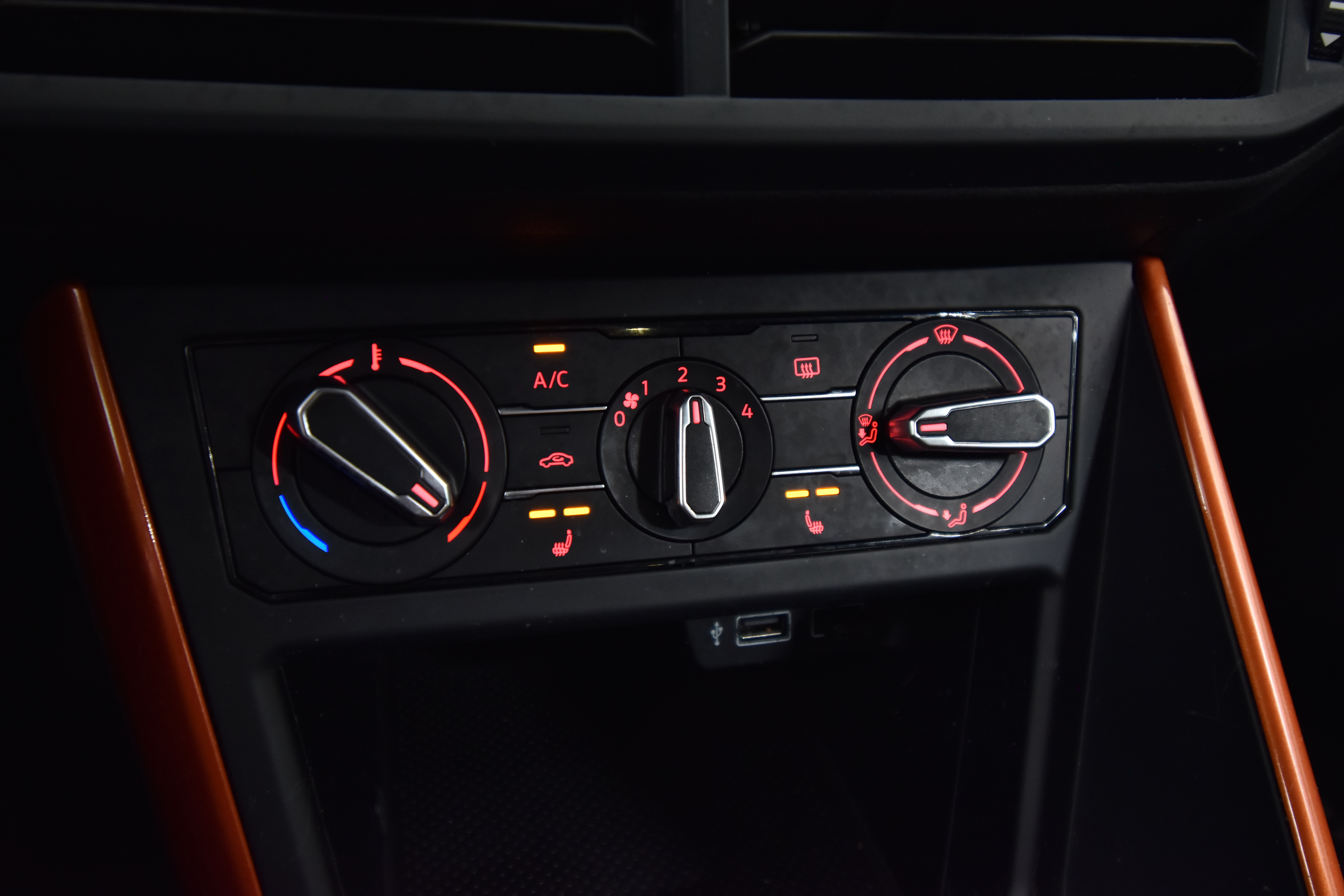 VOLKSWAGEN Polo 2019