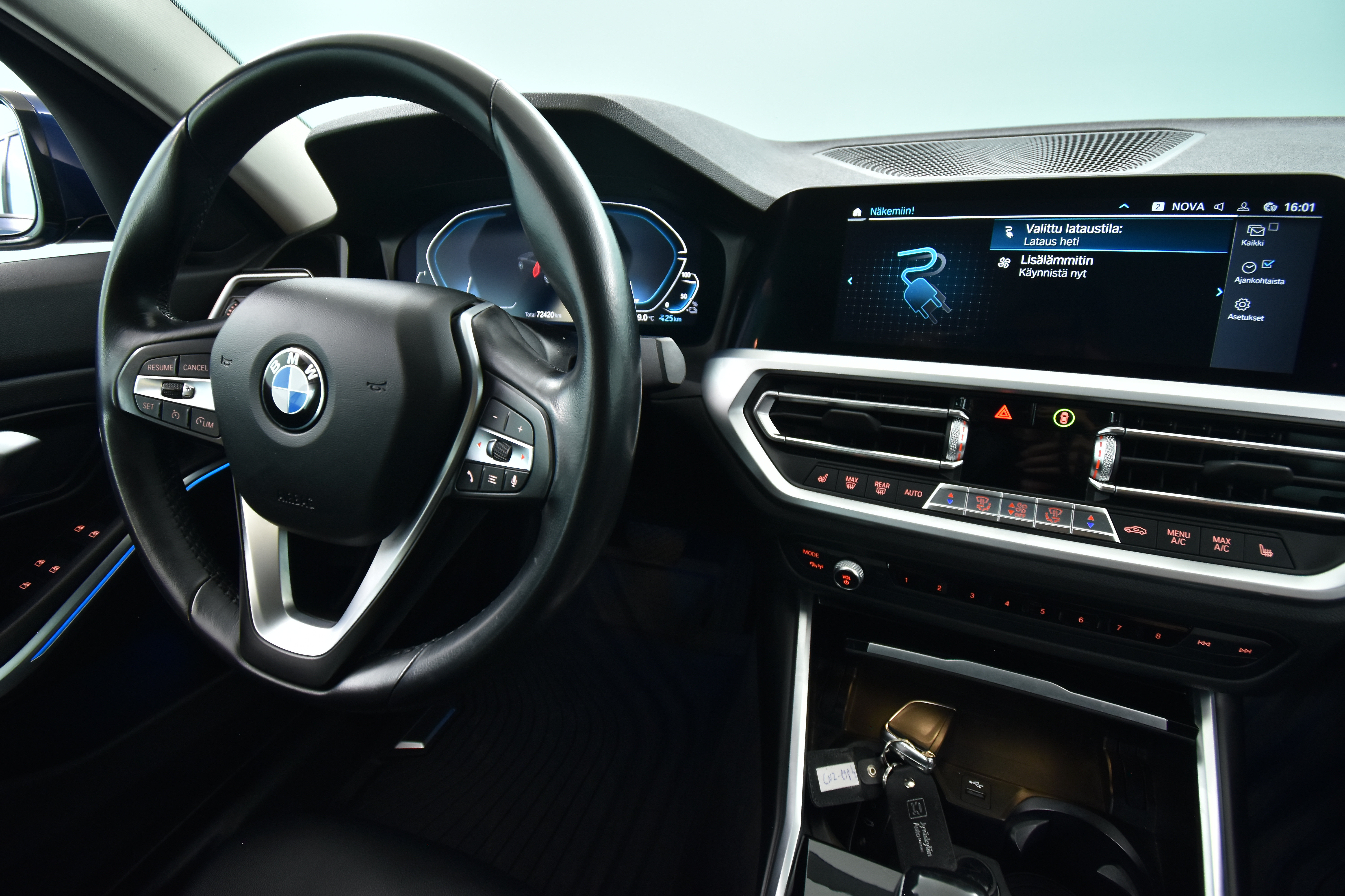 BMW 330 2020
