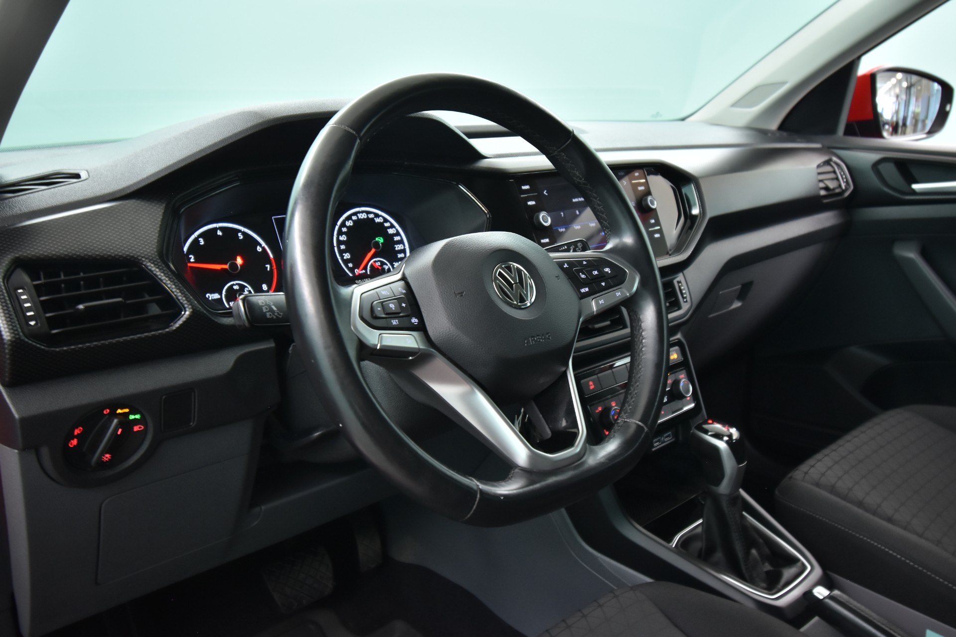 VOLKSWAGEN T-Cross 2020