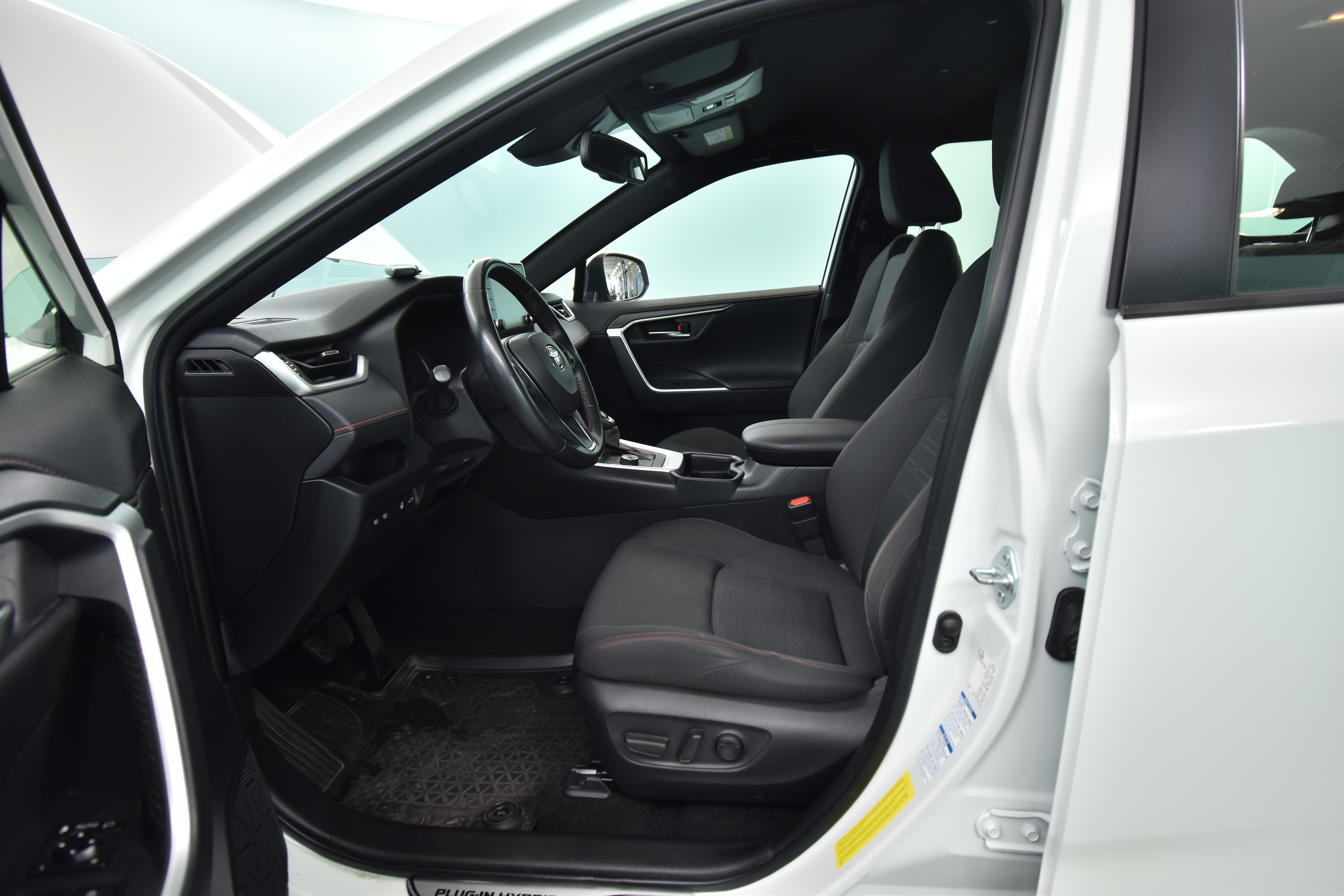 TOYOTA RAV4 Plug-in 2021